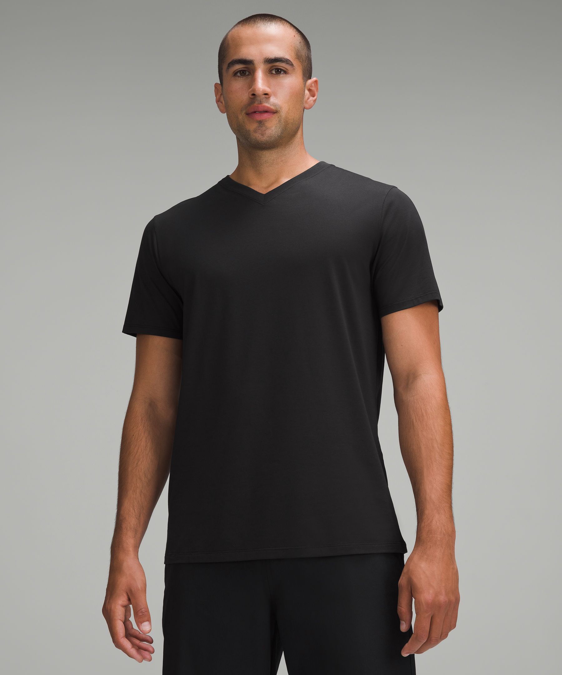 T shirt clearance v neck black