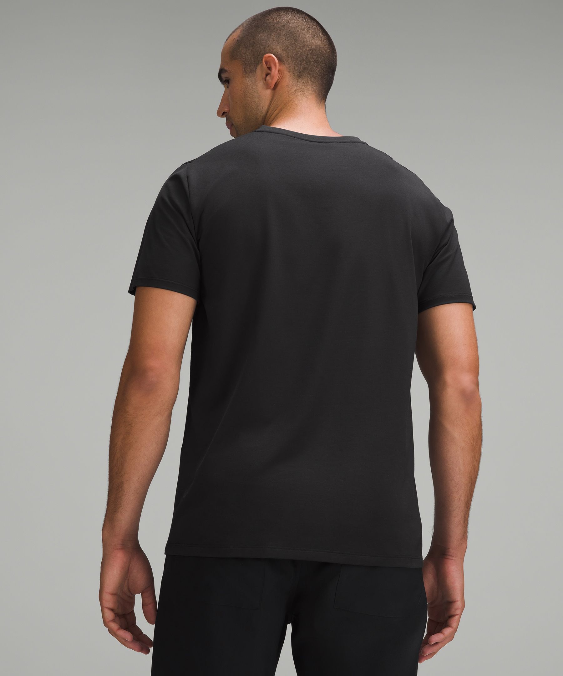 lululemon Fundamental V-Neck T-Shirt