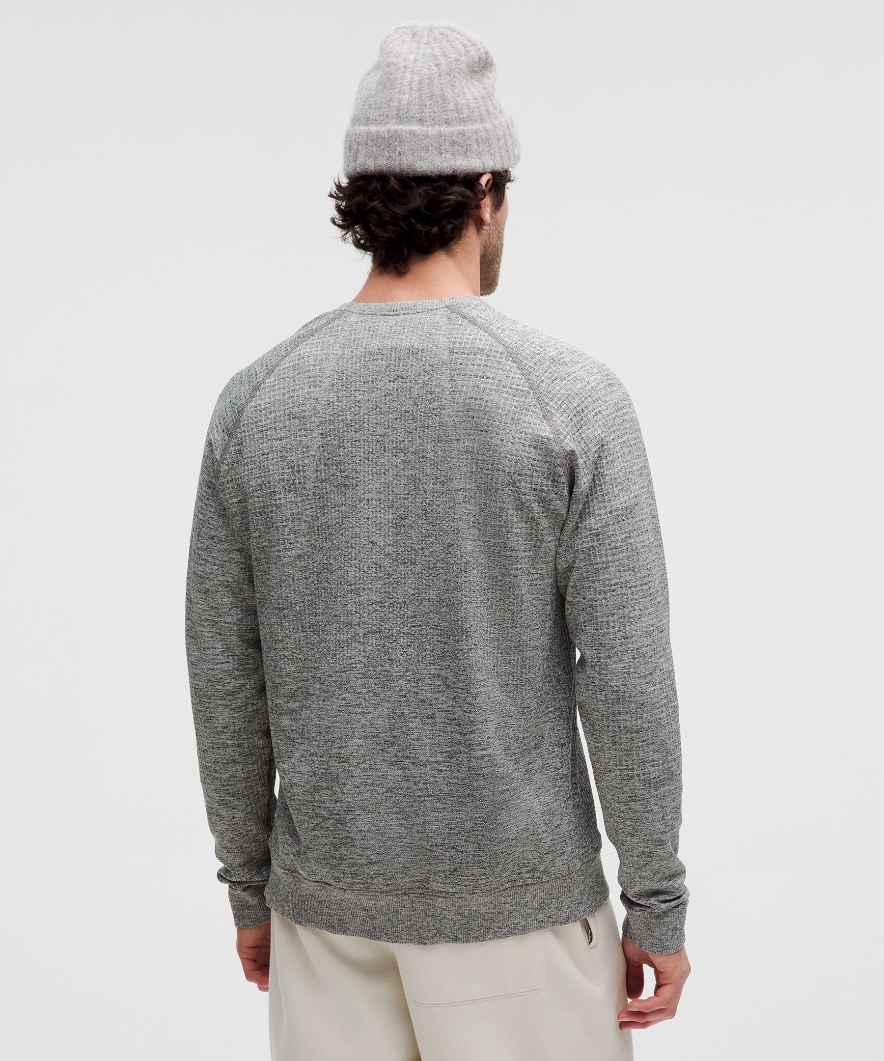 Find more Euc Lululemon Manifesto Long Sleeve Crew Size 6 for sale at up to  90% off