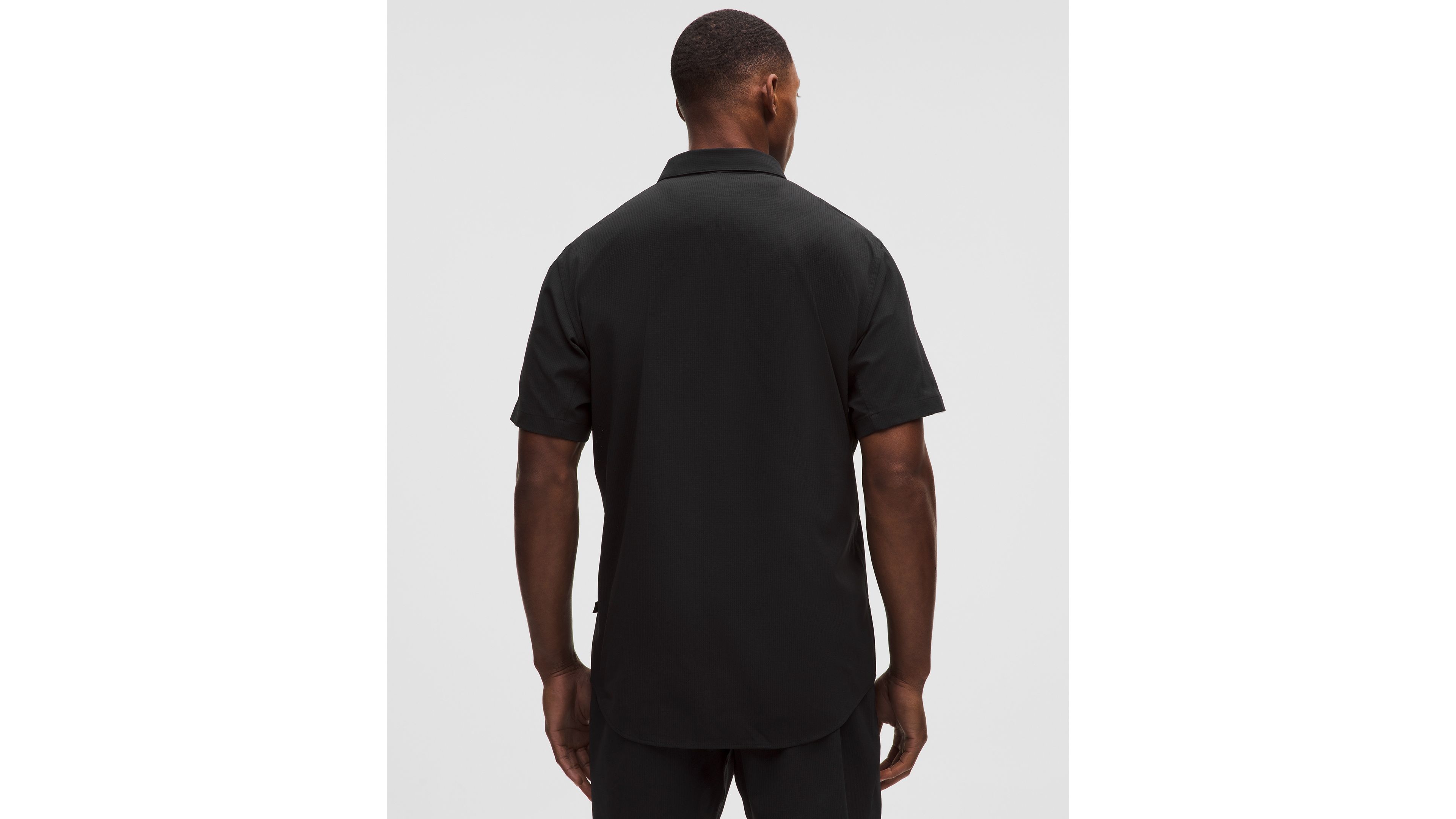 Airing Easy Short-Sleeve Shirt