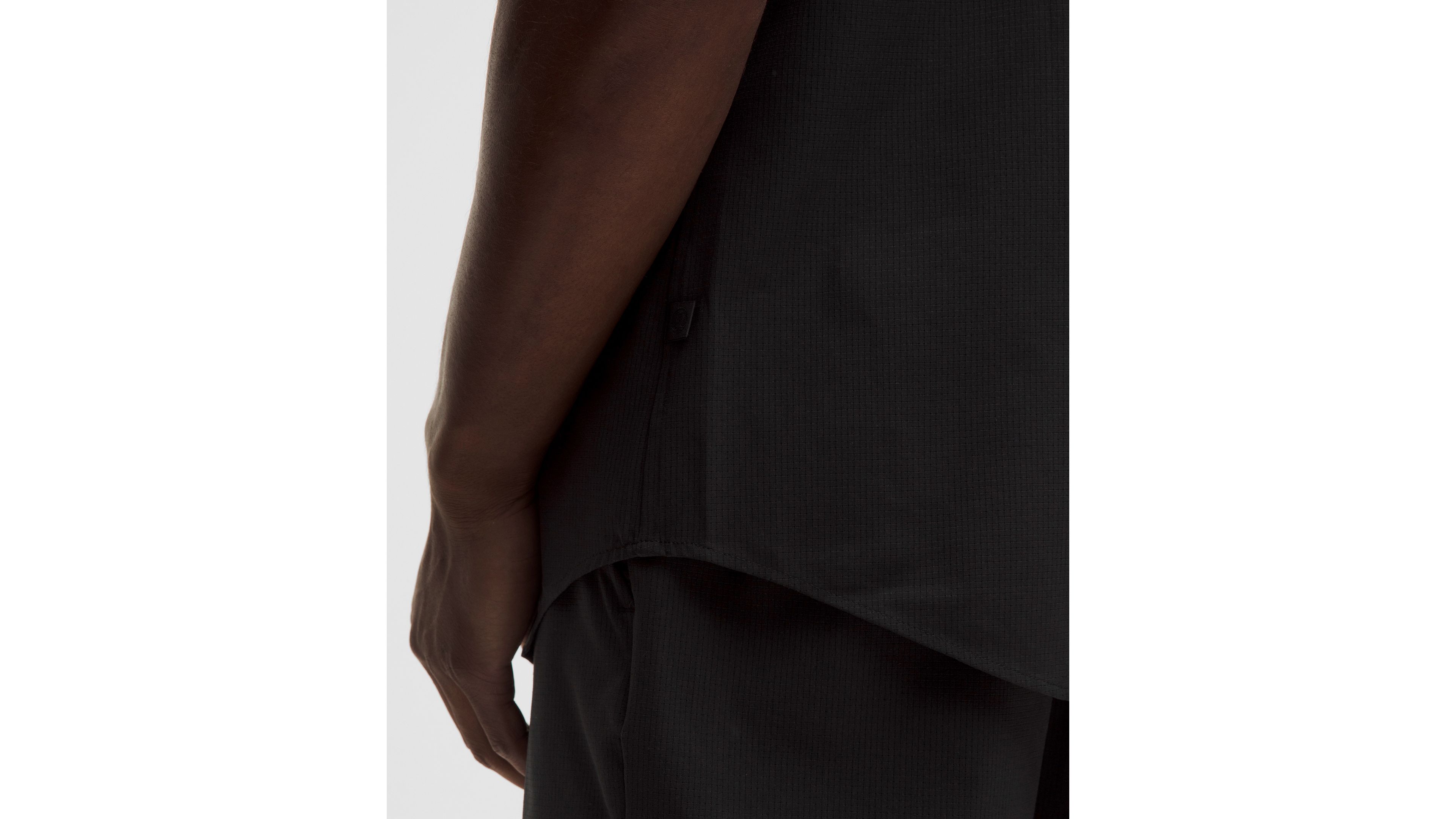 Airing Easy Short-Sleeve Shirt