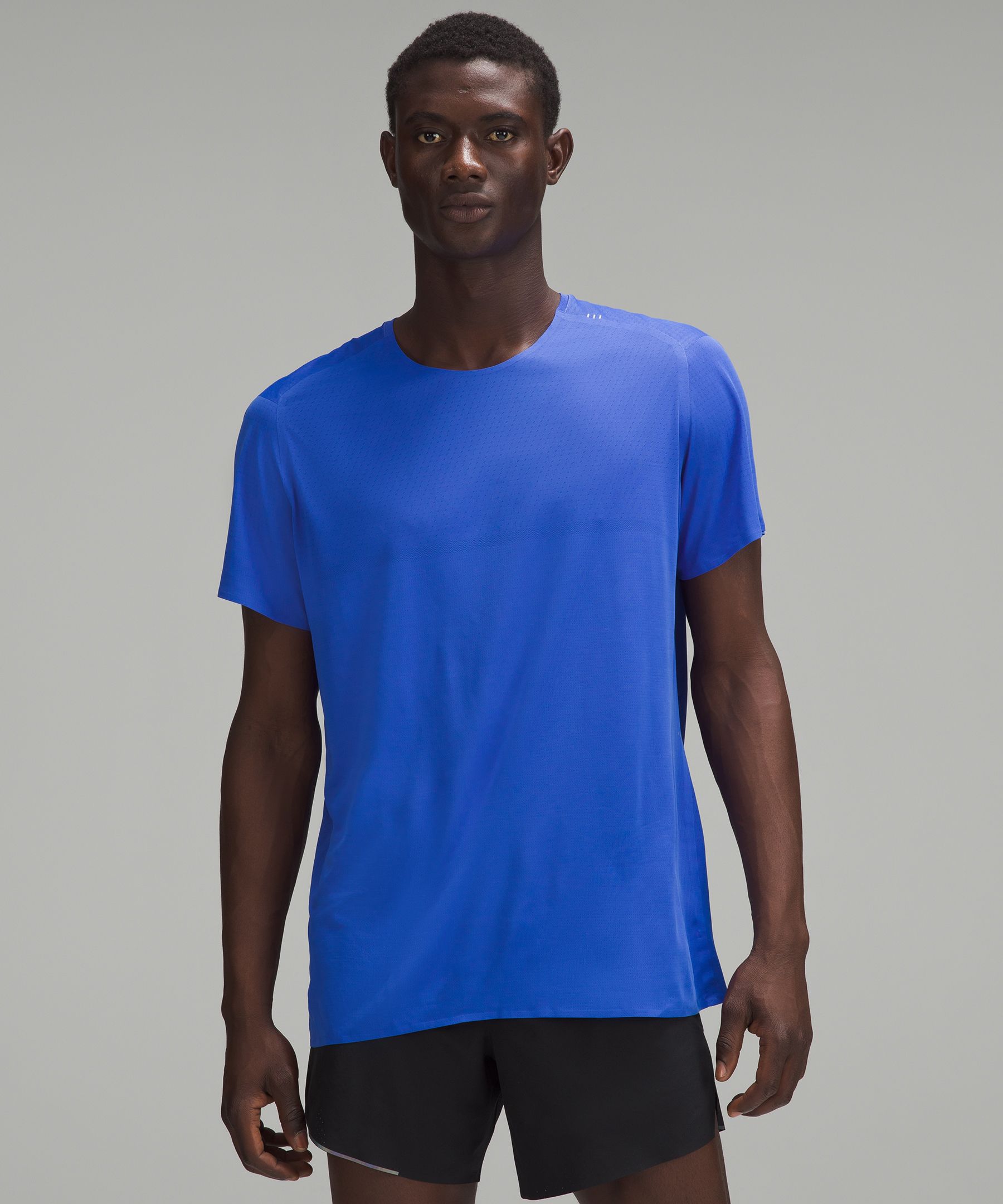 Lululemon store short sleeve