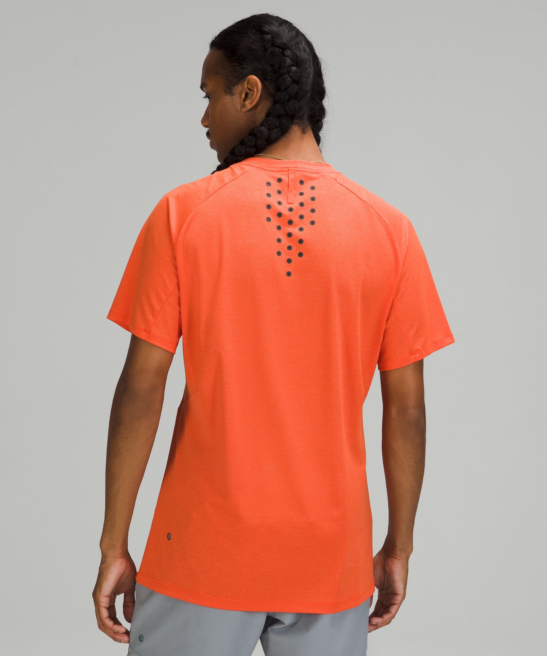 Lululemon Textured Training Short Sleeve Shirt. 3