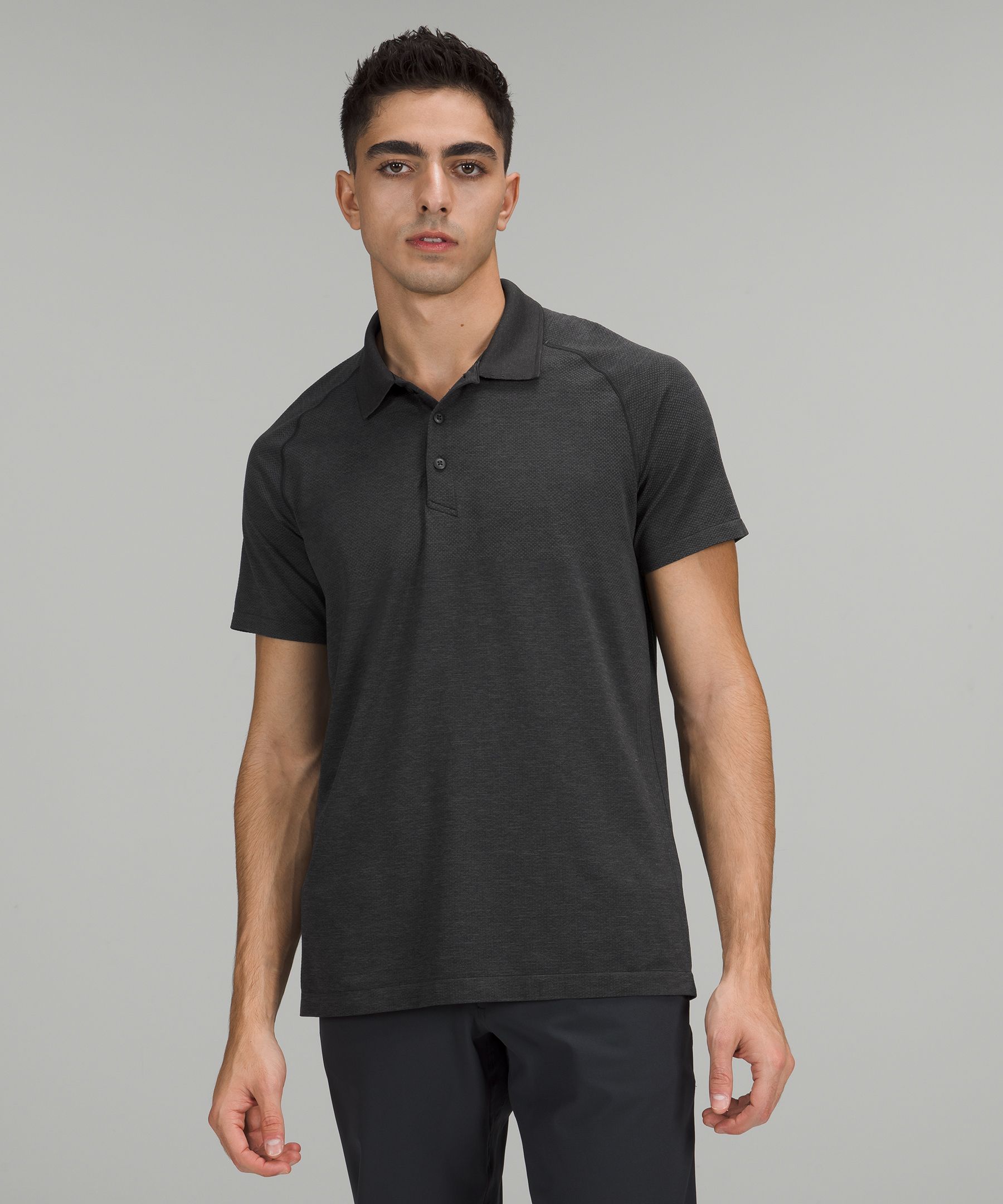  Lululemon Mens Metal Vent Tech Short Sleeve Shirt (Deep Coal  Black, M) : Clothing, Shoes & Jewelry