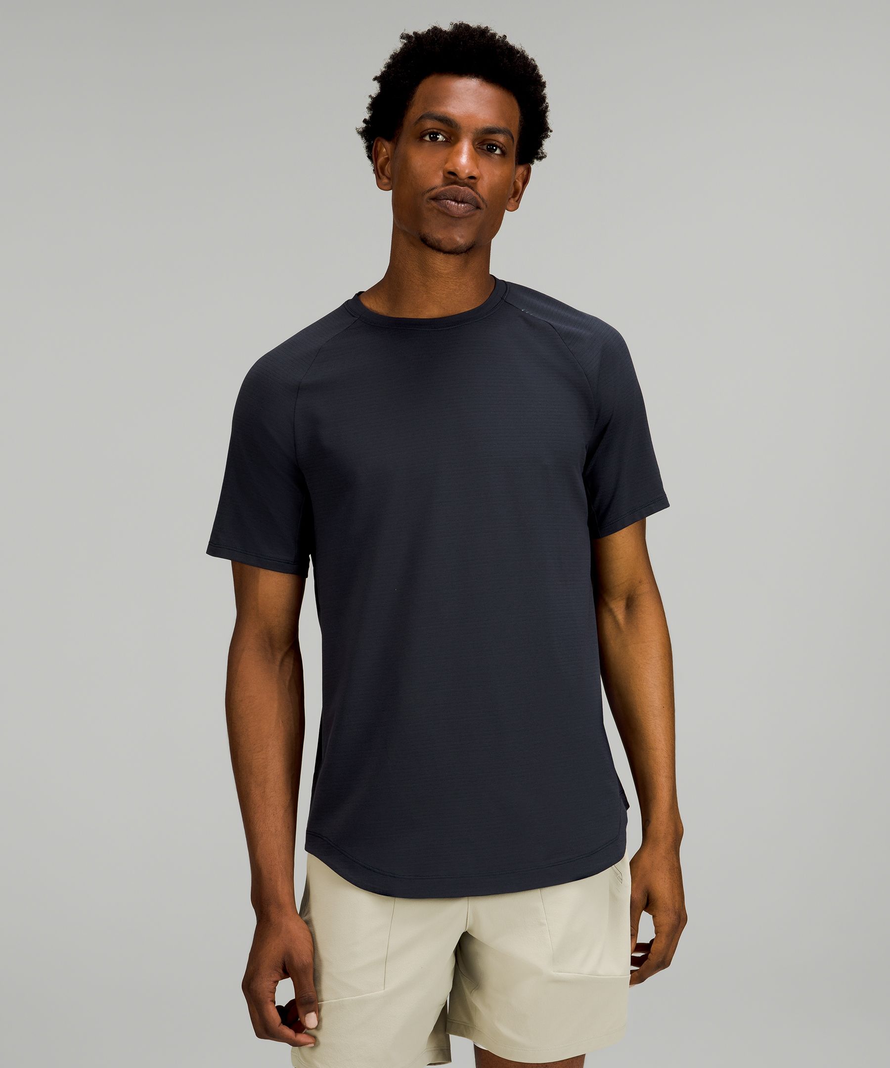 Lululemon mens store short sleeve