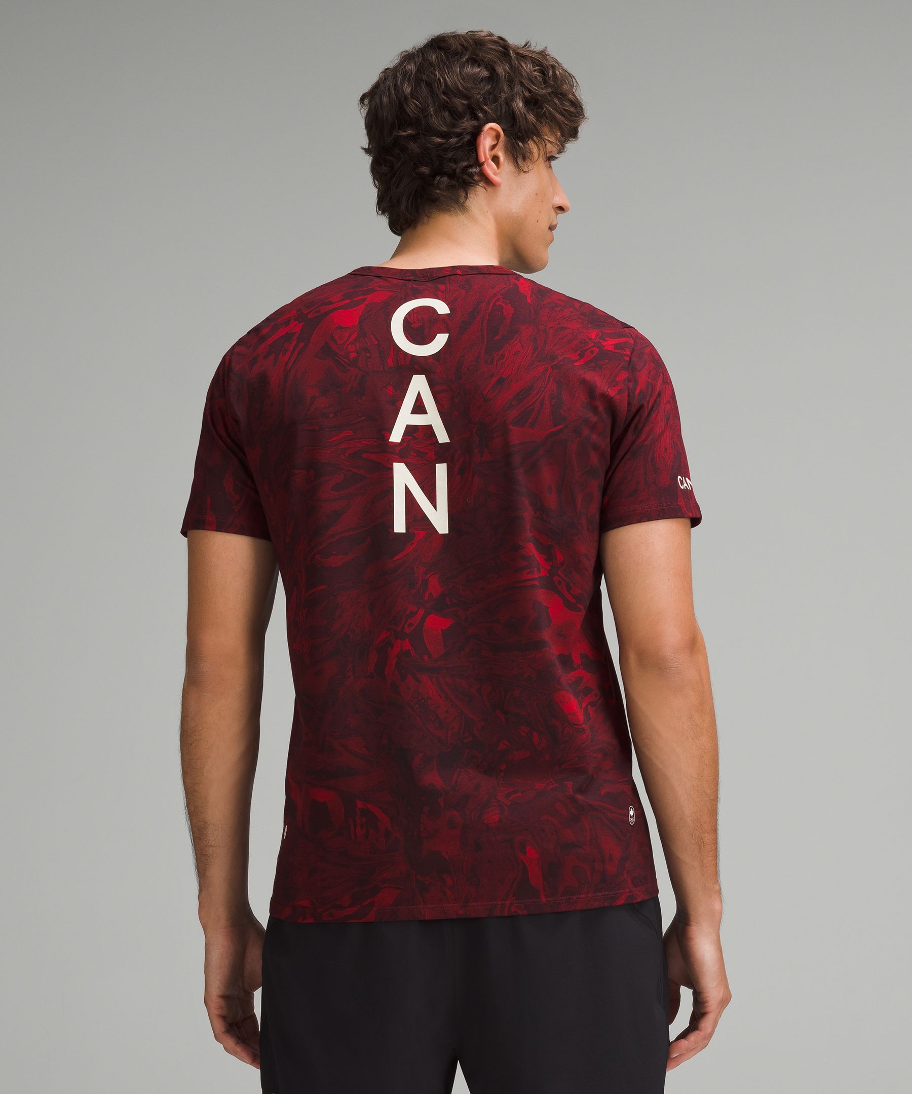 Team Canada lululemon Fundamental T-Shirt *COC Logo, Men's Short Sleeve  Shirts & Tee's