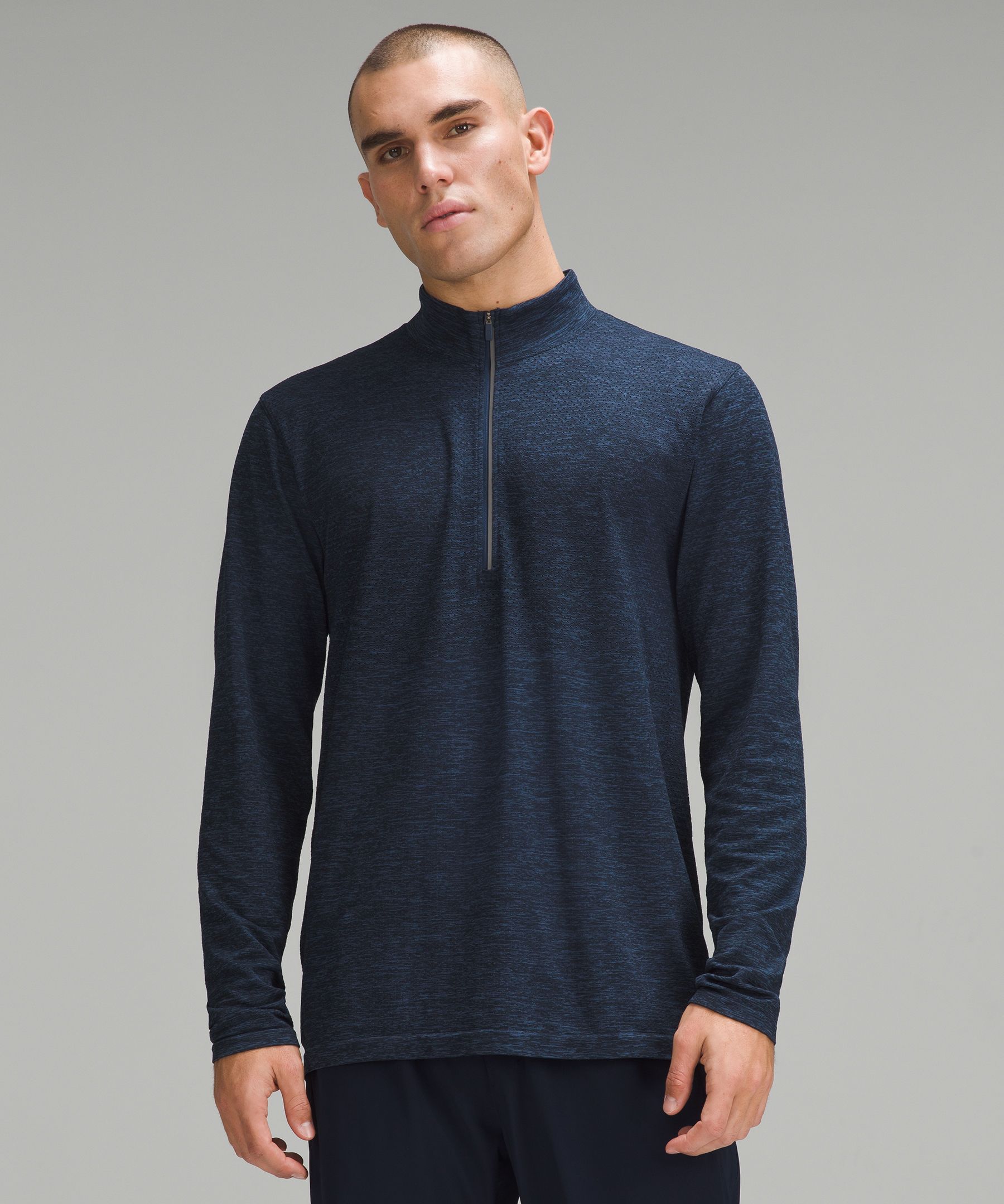 Feeling like you need a cozy hoodie today?! 🥶 - XL dark navy/gray Lululemon  sweatshirt, $20 - LARGE Adidas sweatshirt, $12 #estilomaine