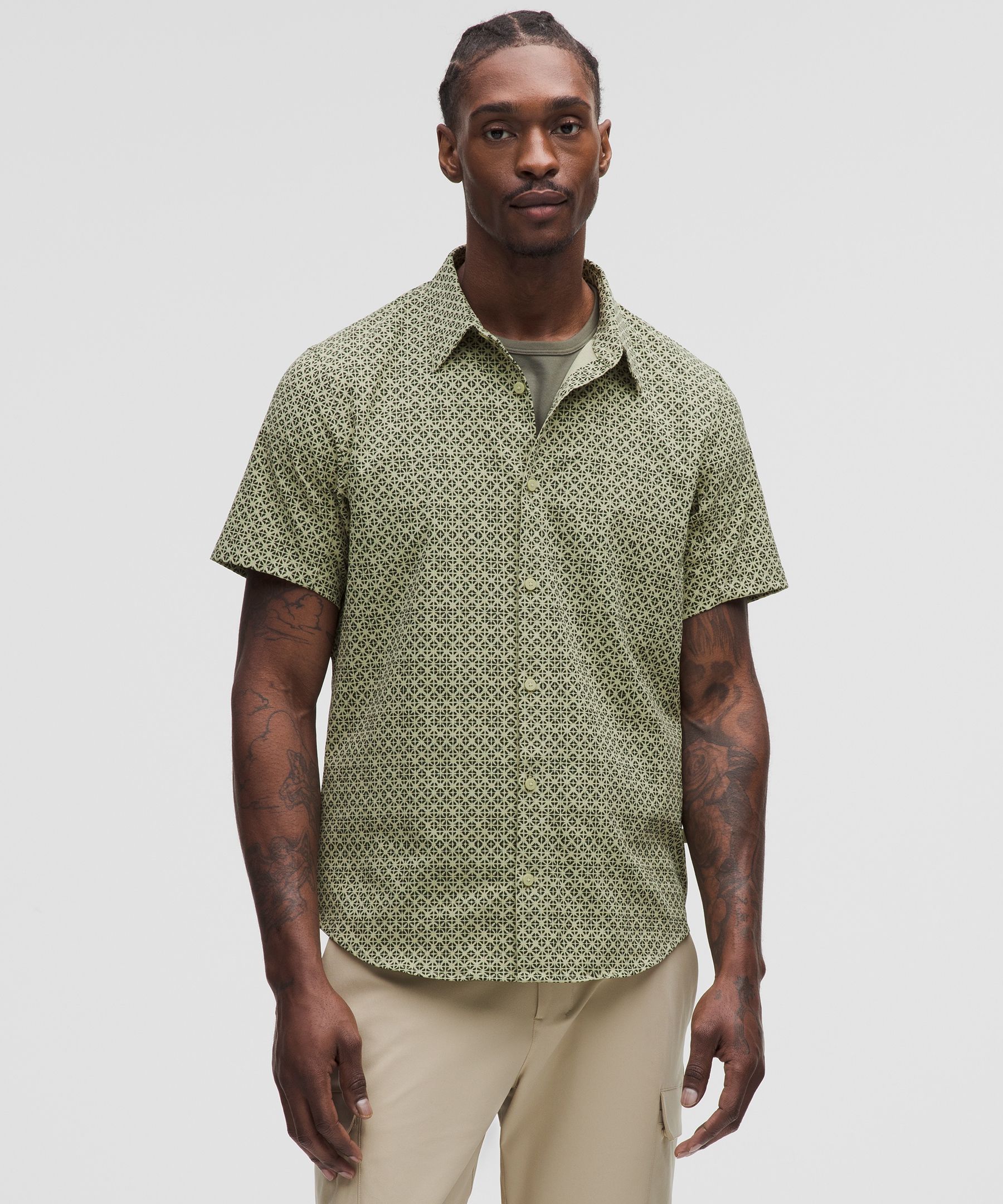 Airing Easy Short-Sleeve Shirt