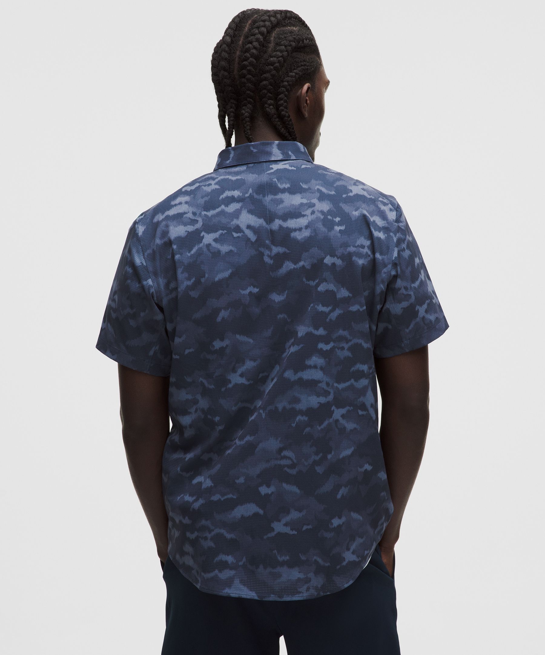 Airing Easy Short-Sleeve Shirt