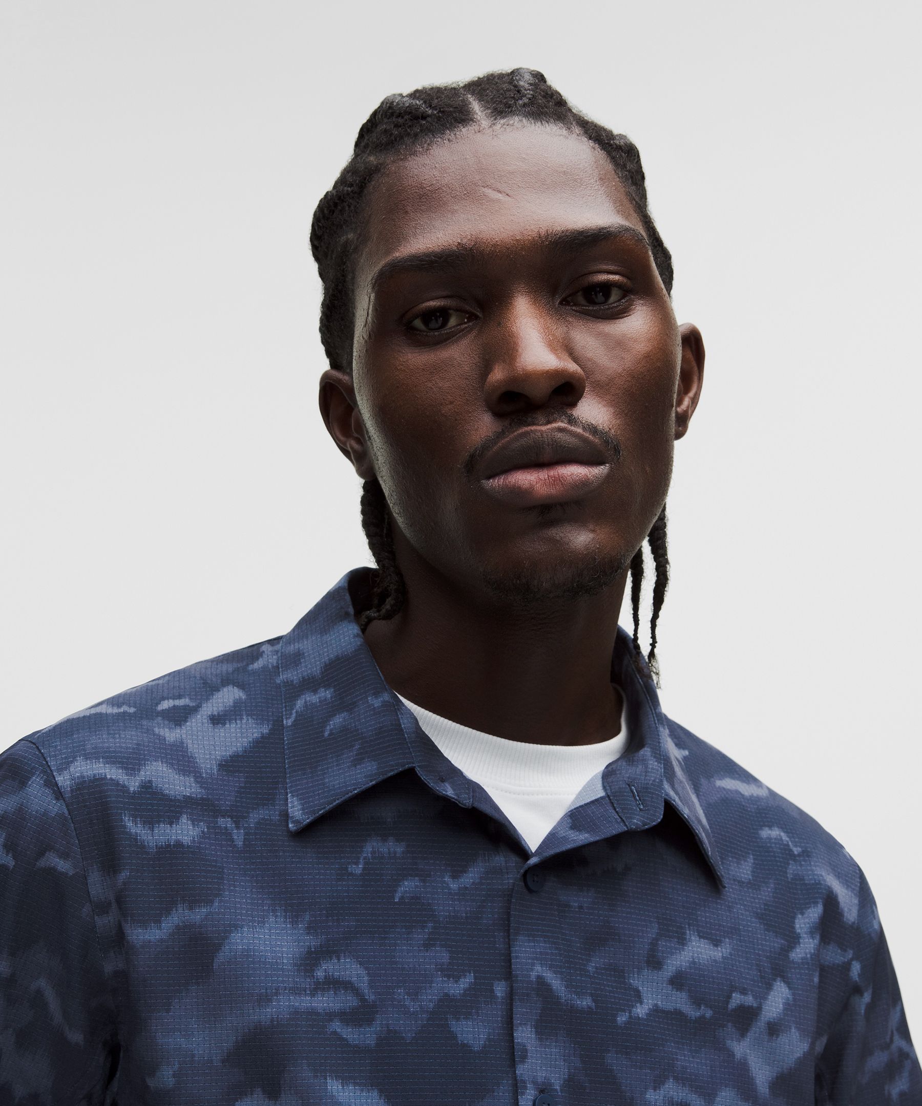 Airing Easy Short-Sleeve Shirt