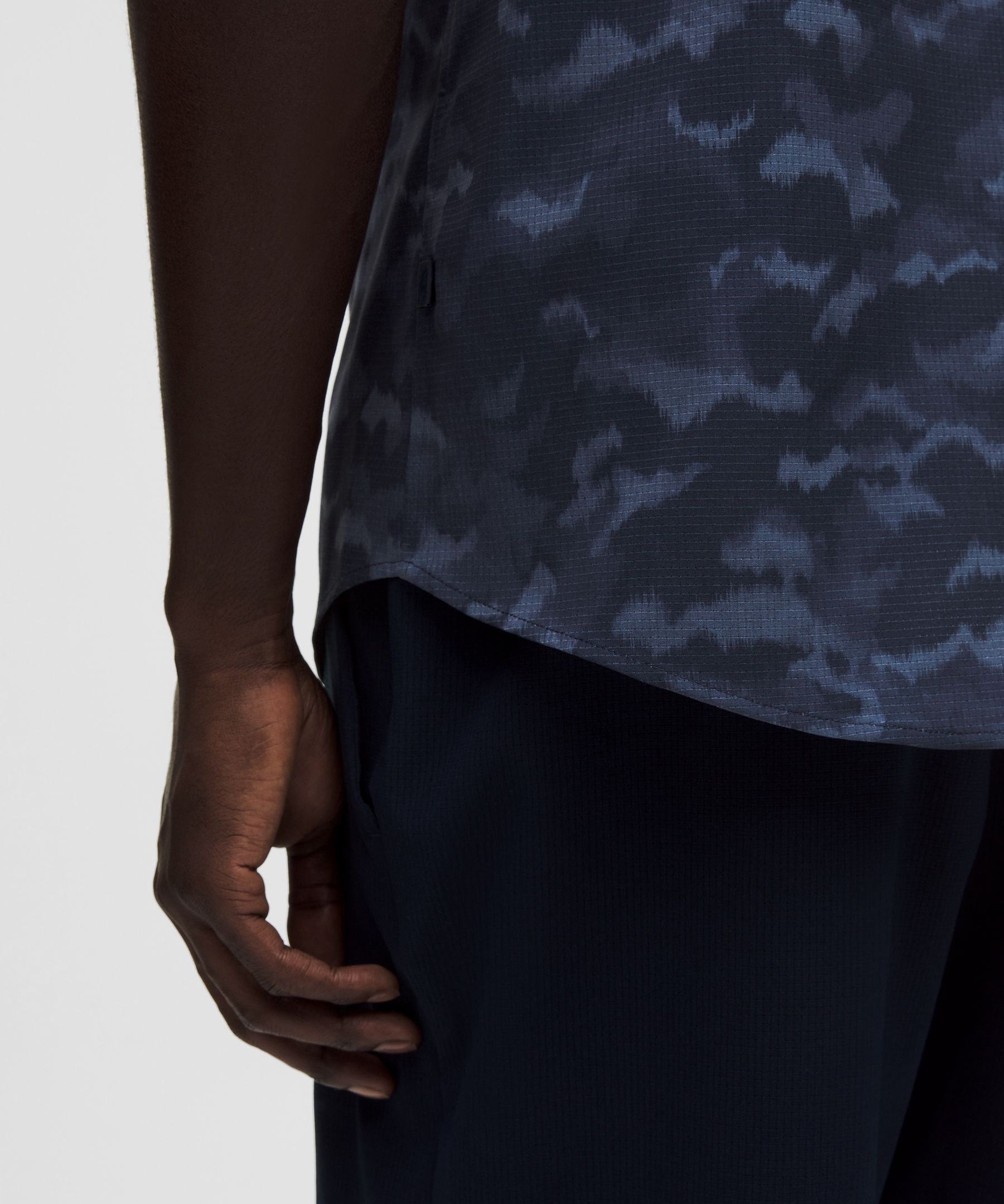 Airing Easy Short-Sleeve Shirt