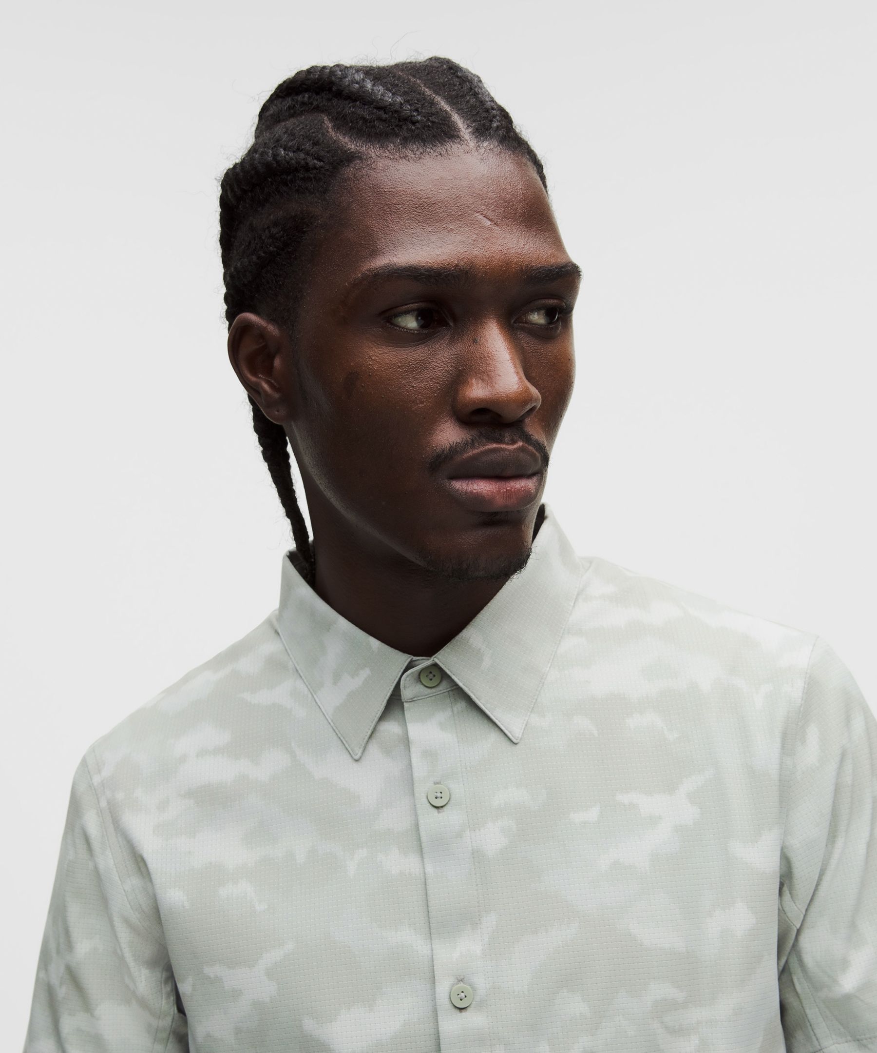 Airing Easy Short-Sleeve Shirt