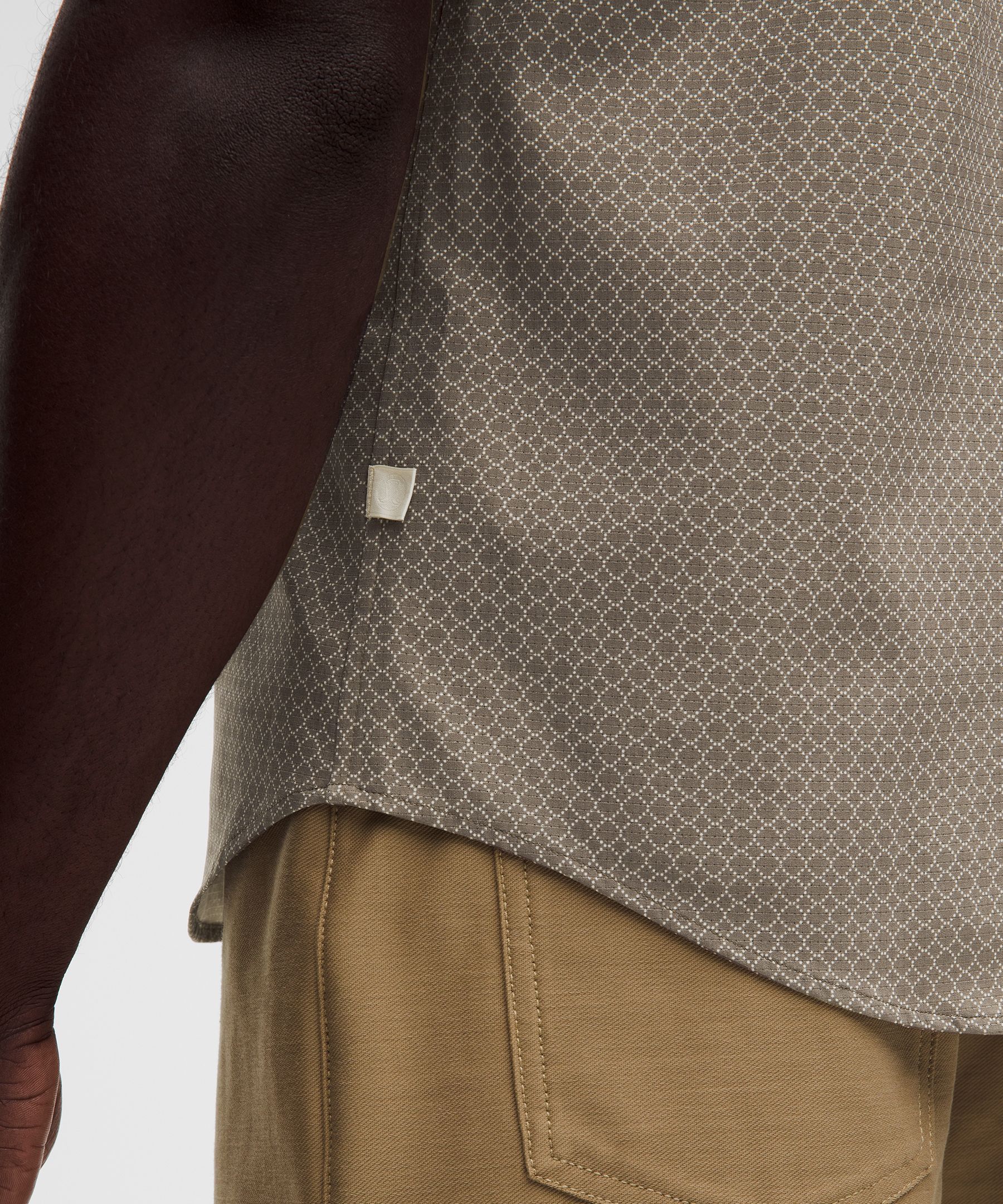 Airing Easy Short-Sleeve Shirt