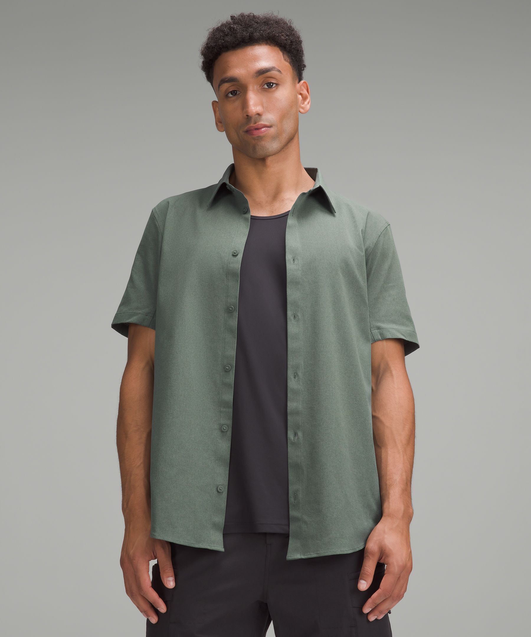 Airing Easy Short-Sleeve Shirt