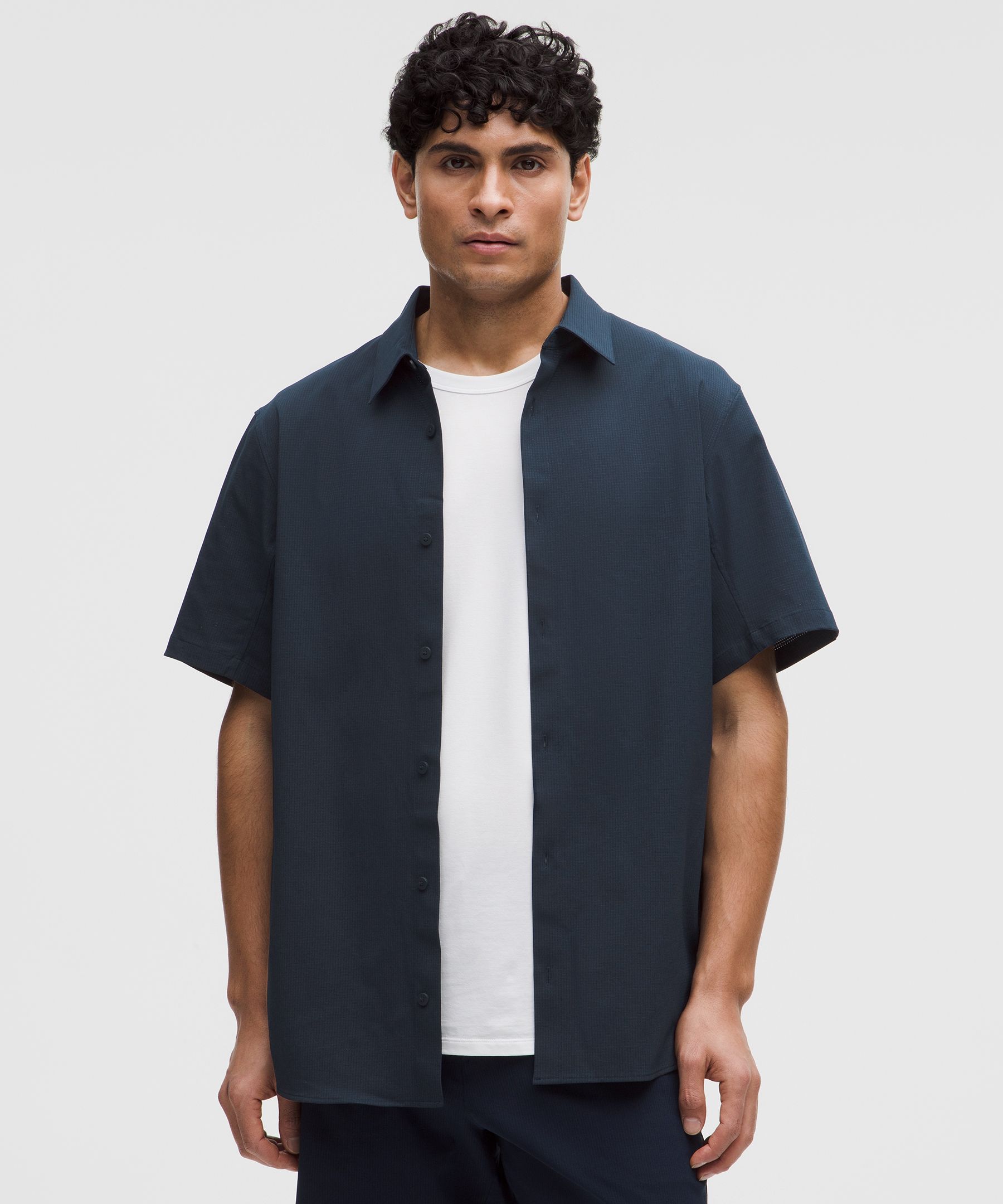 Airing Easy Short-Sleeve Shirt