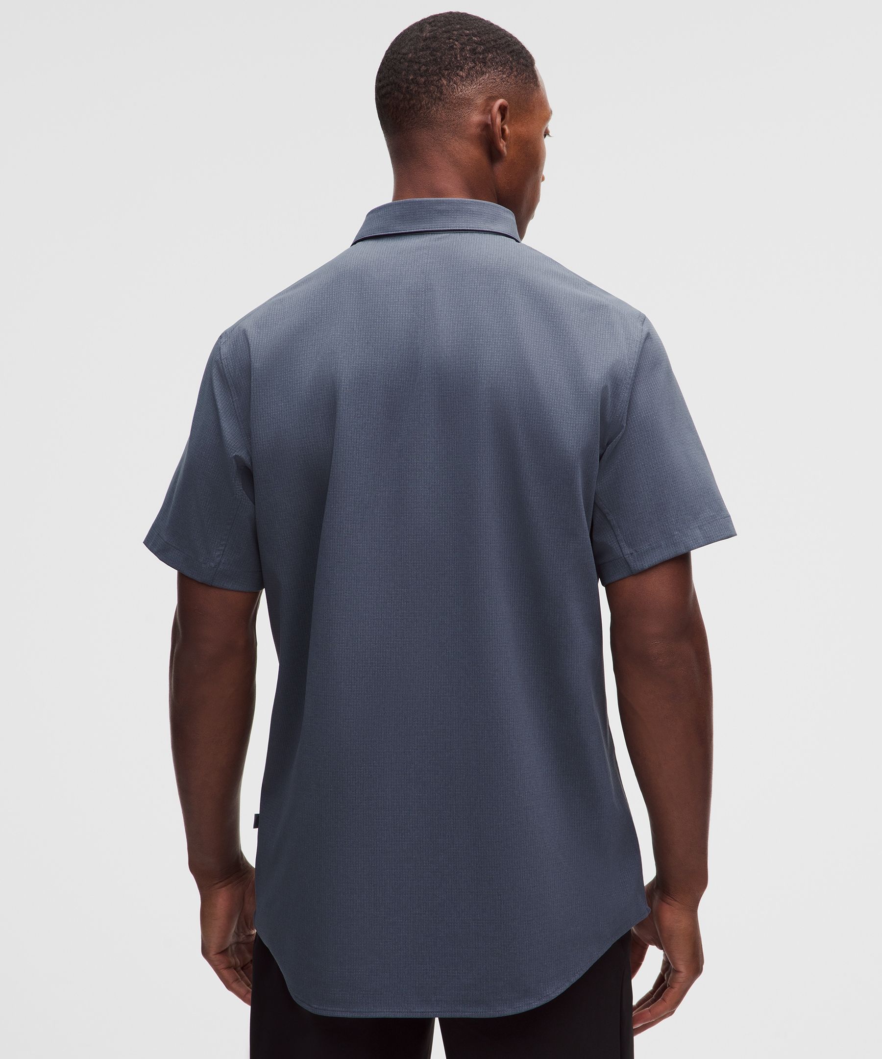 Airing Easy Short-Sleeve Shirt