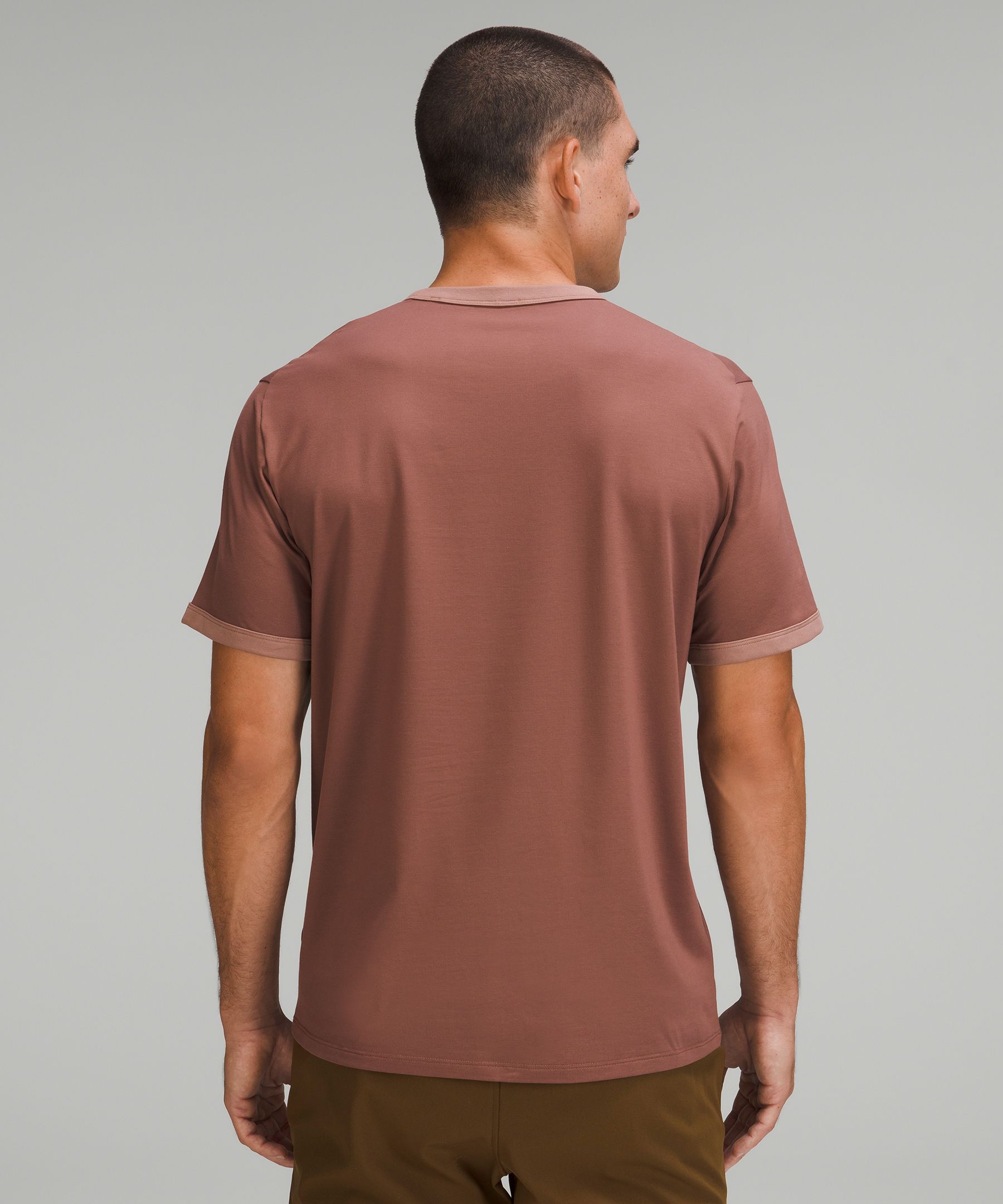 lululemon Fundamental T-Shirt