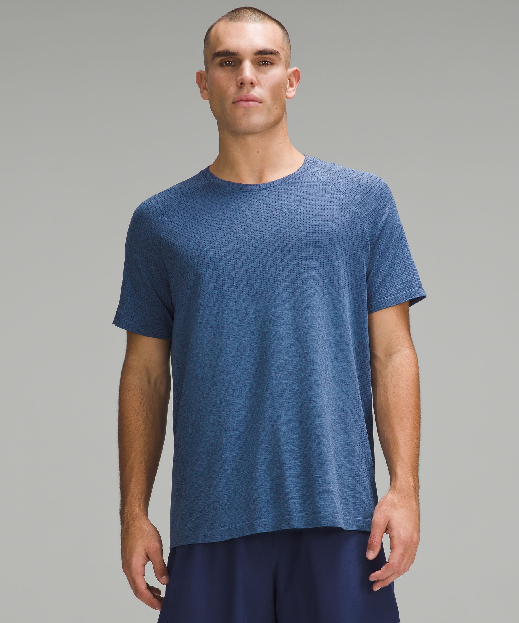 MEN'S SEAMLESS SHORT SLEEVE TOP, Azure/Light Steel, T-Shirts & Tops