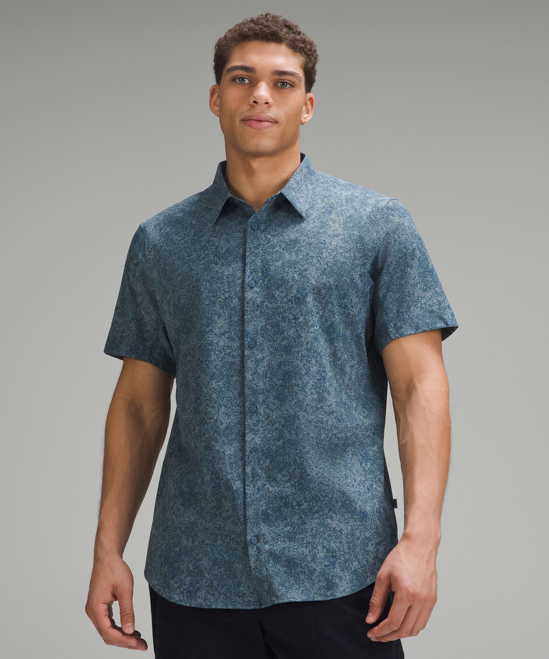 Airing Easy Short-Sleeve Shirt | Men's Short Sleeve Shirts & Tee's