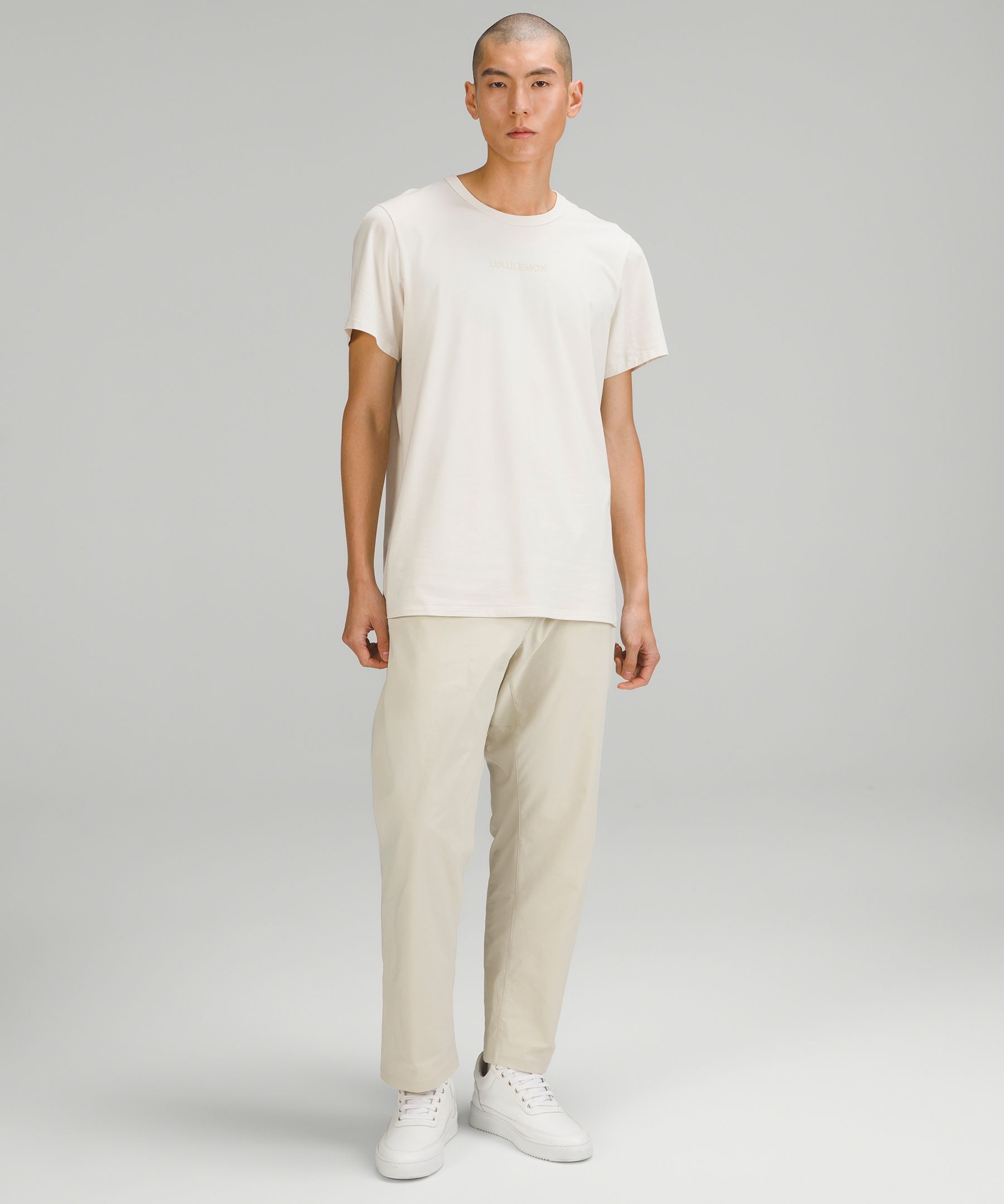 ルルレモン Fundamental Tシャツ *グラフィック | ショートスリーブ