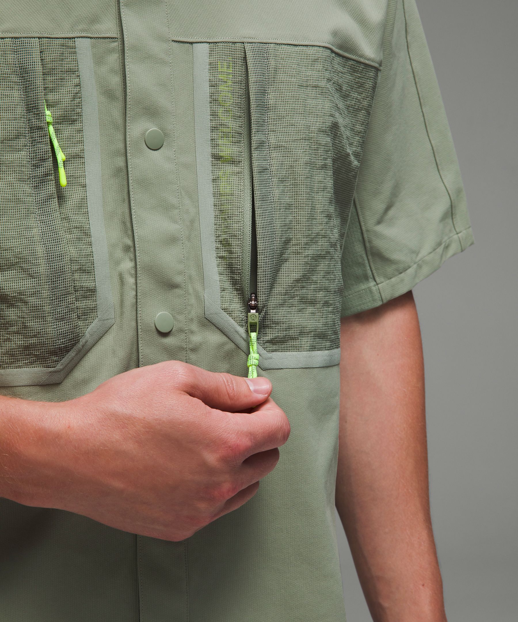 Water-Repellent Hiking Short Sleeve Shirt