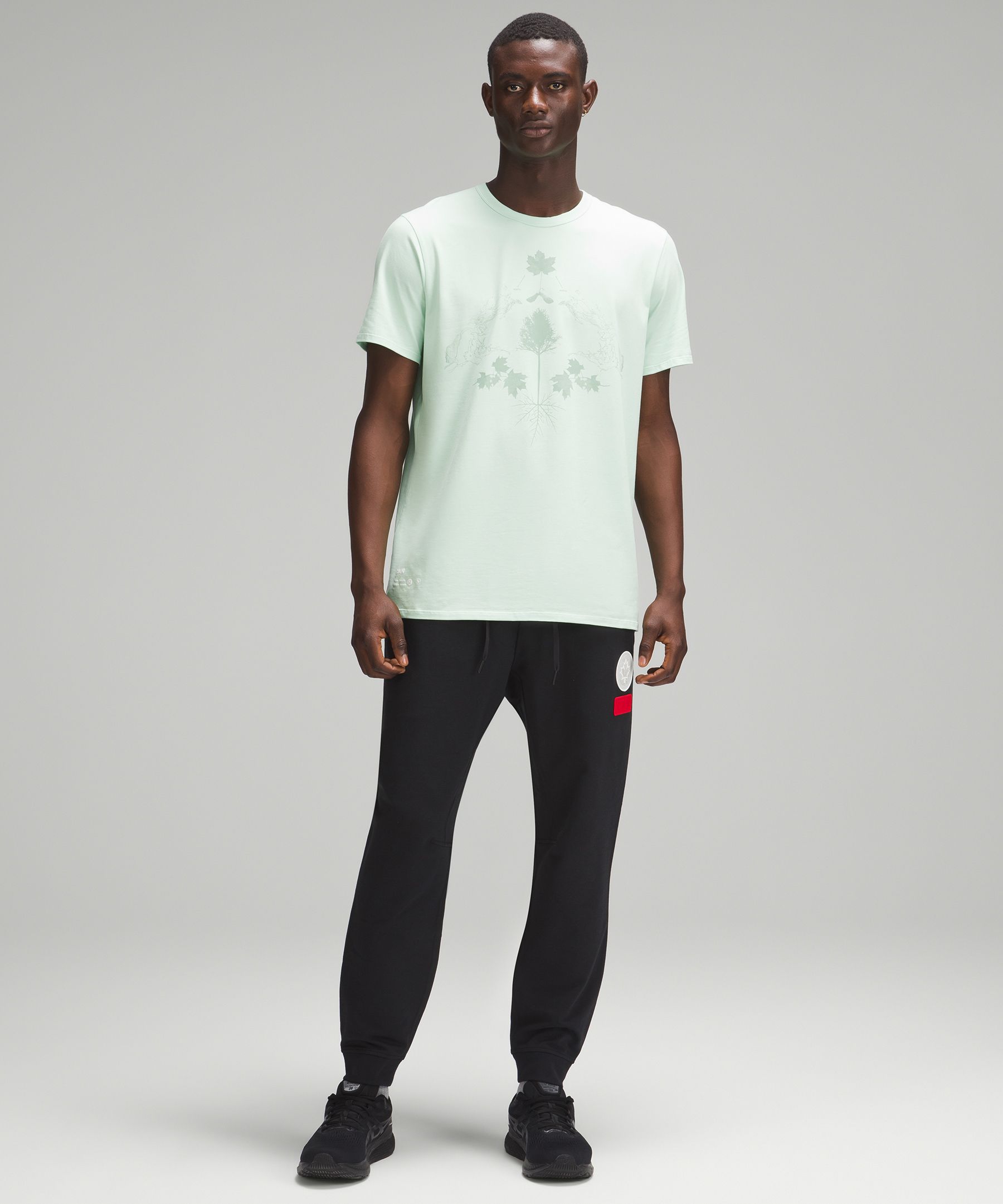 Team Canada lululemon Fundamental T-Shirt *CPC Logo | Men's Short Sleeve Shirts & Tee's