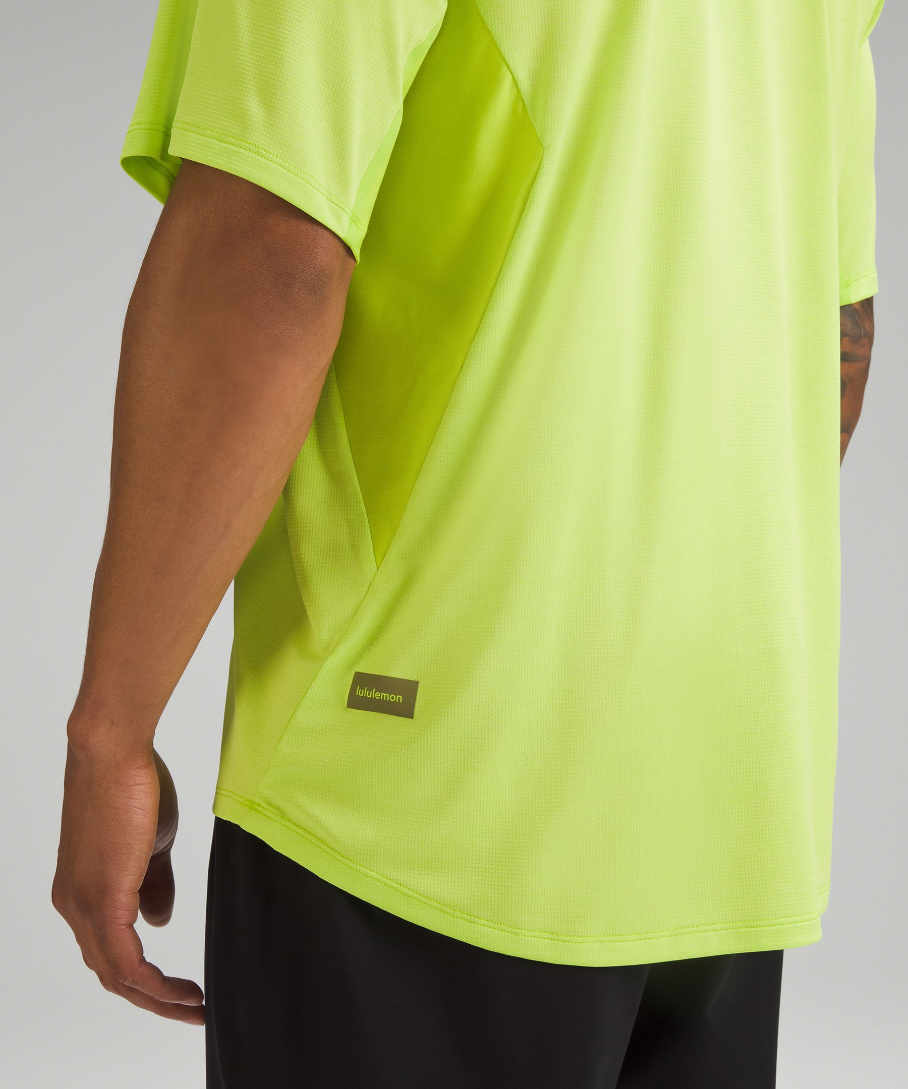 Breathelight Mesh Hiking Short-Sleeve Shirt