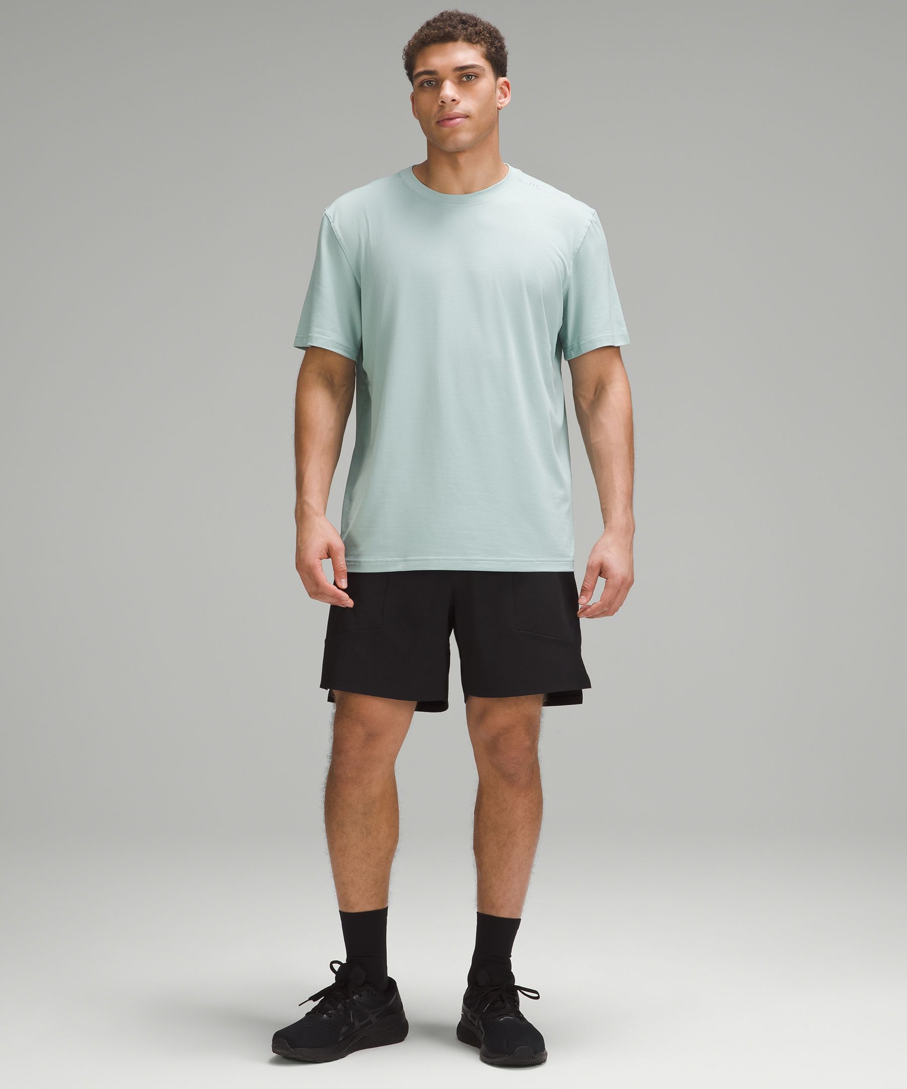 License to Train Relaxed Short-Sleeve Shirt | Men's Short Sleeve Shirts & Tee's
