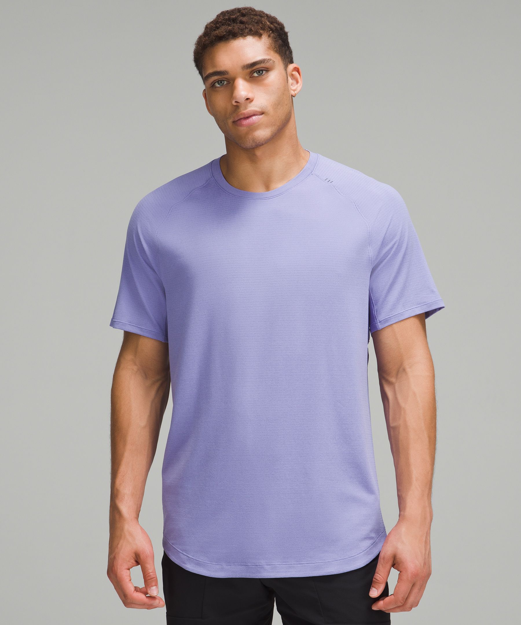 ドゥルルンシャツ License to Train Short-Sleeve Shirt | Shirts | Lululemon DE