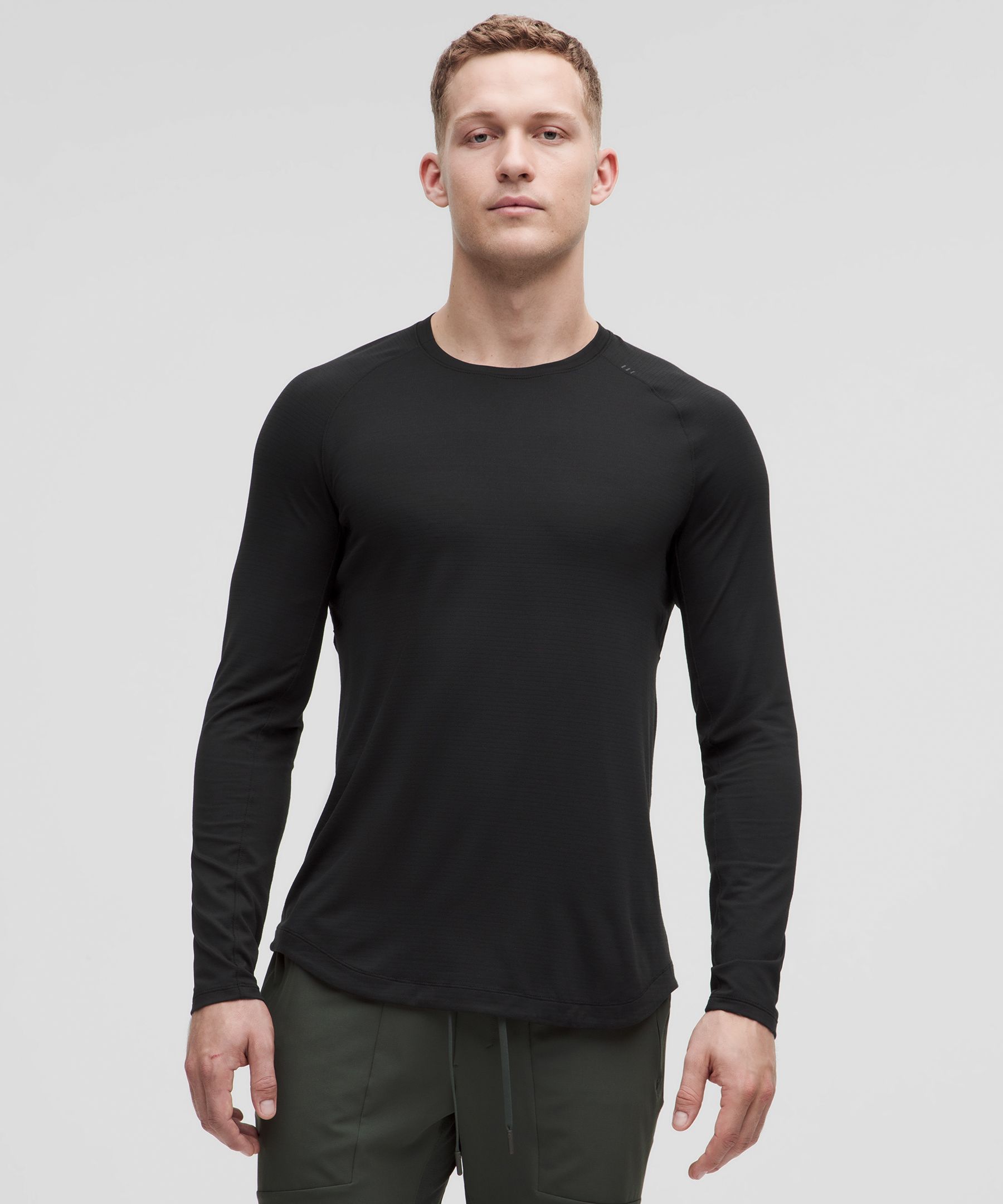 Black License To Train jersey T-shirt, Lululemon