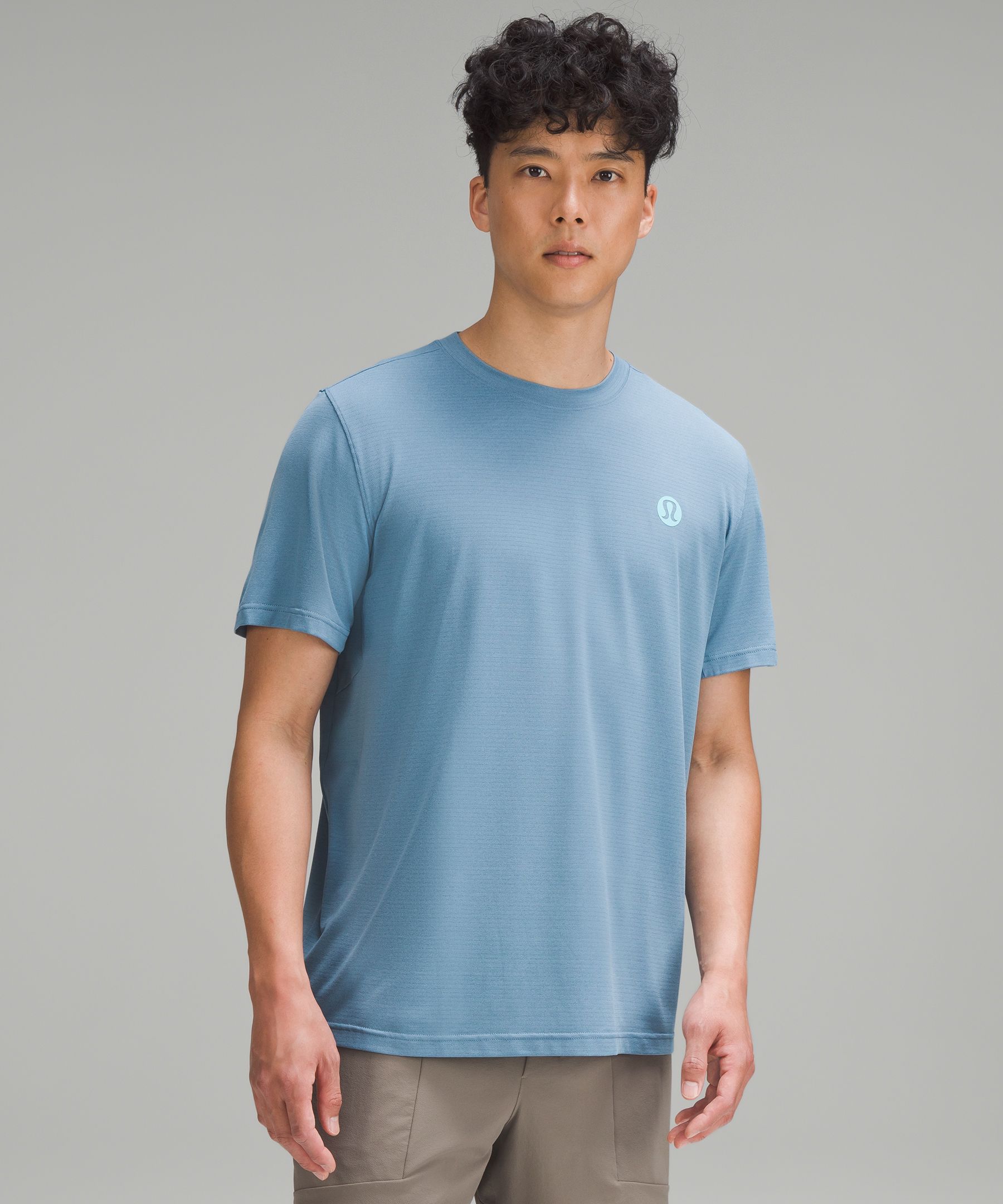 Lululemon athletica License to Train Relaxed Short-Sleeve Shirt, Men's  Short Sleeve Shirts & Tee's