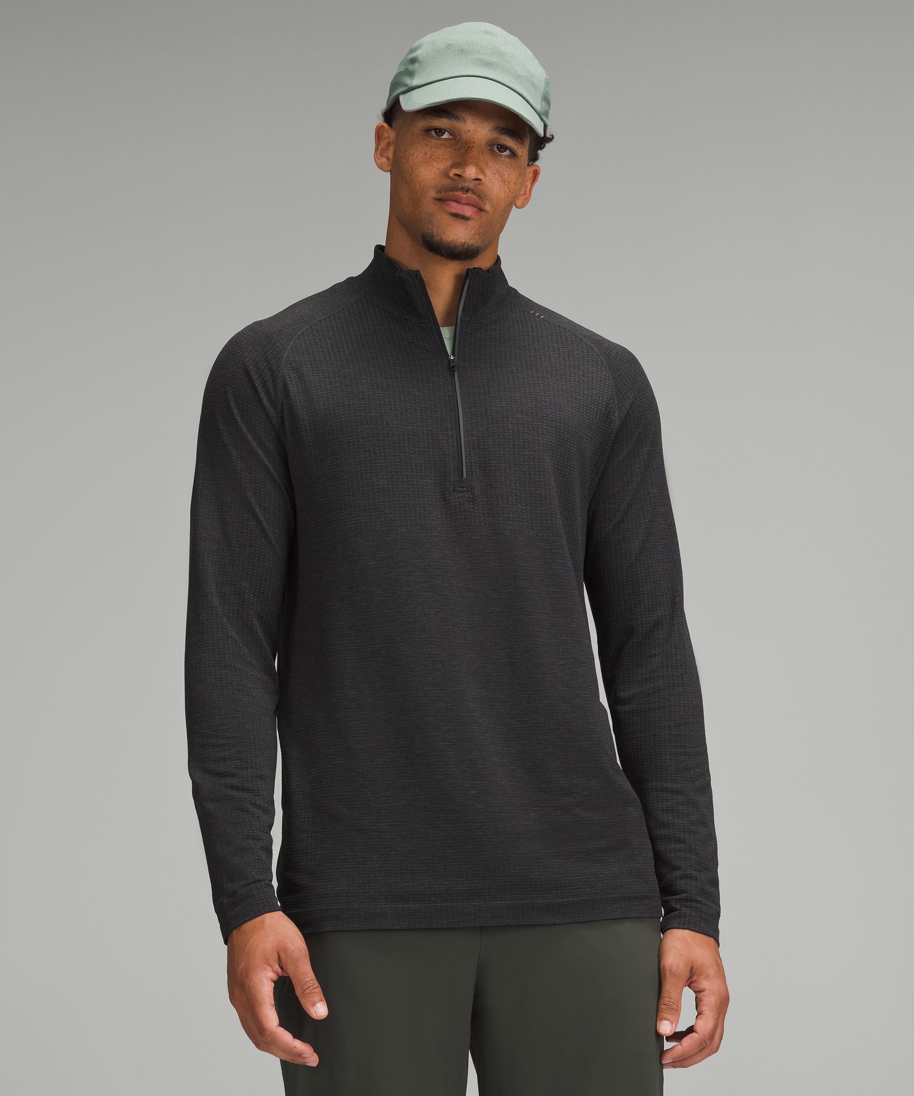 Metal Vent Tech Half Zip - Black,Neutral