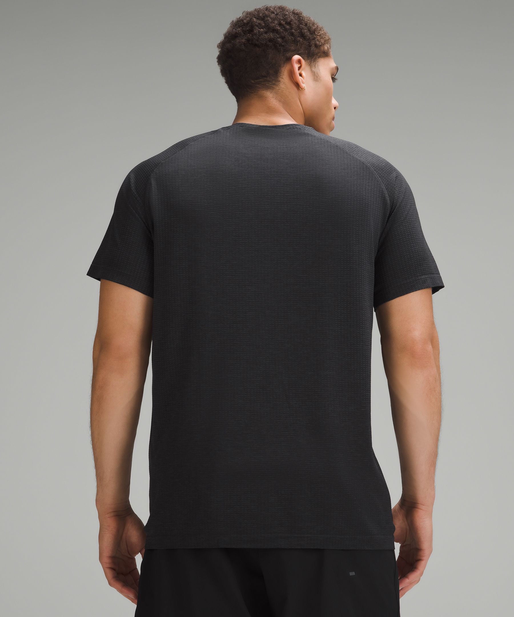 Metal Vent Tech Short-Sleeve Shirt *Logo | Men's Short Sleeve Shirts & Tee's