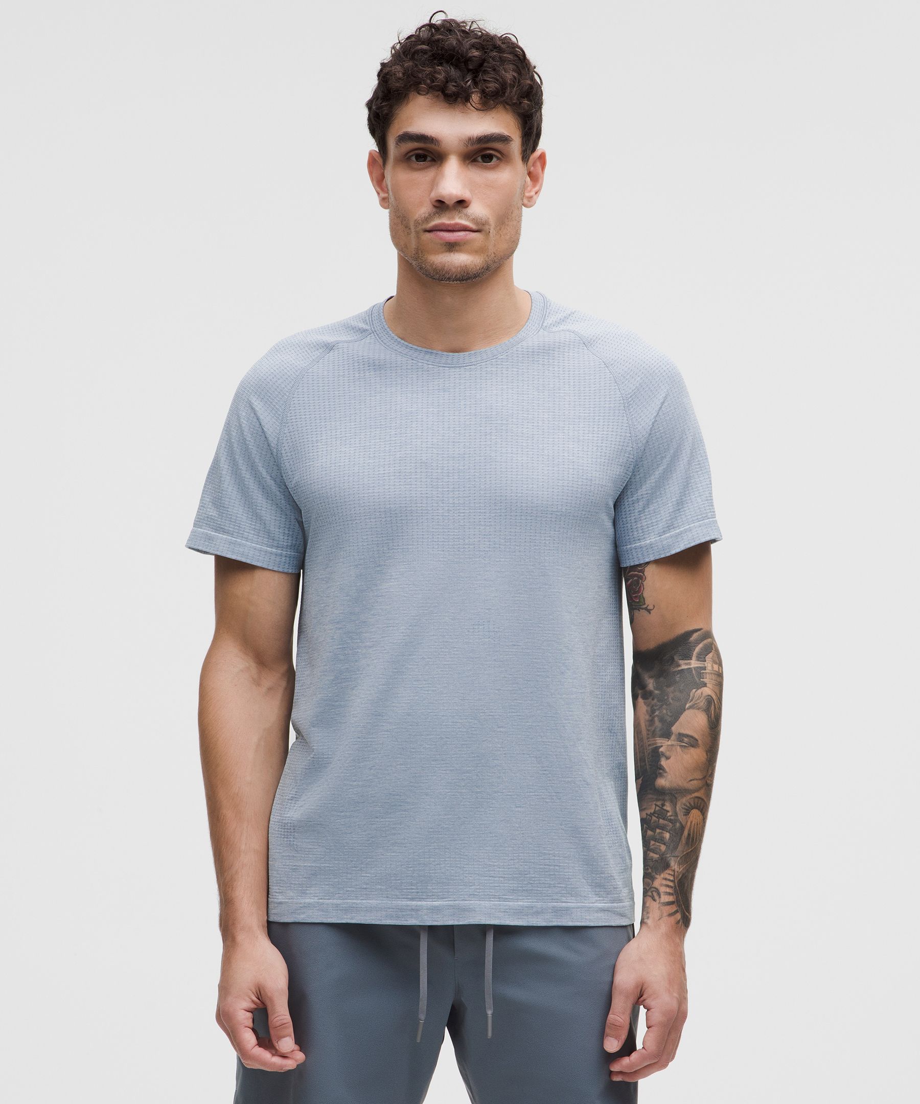 Metal Vent Tech Short-Sleeve Shirt - Washed Denim/Starch Blue