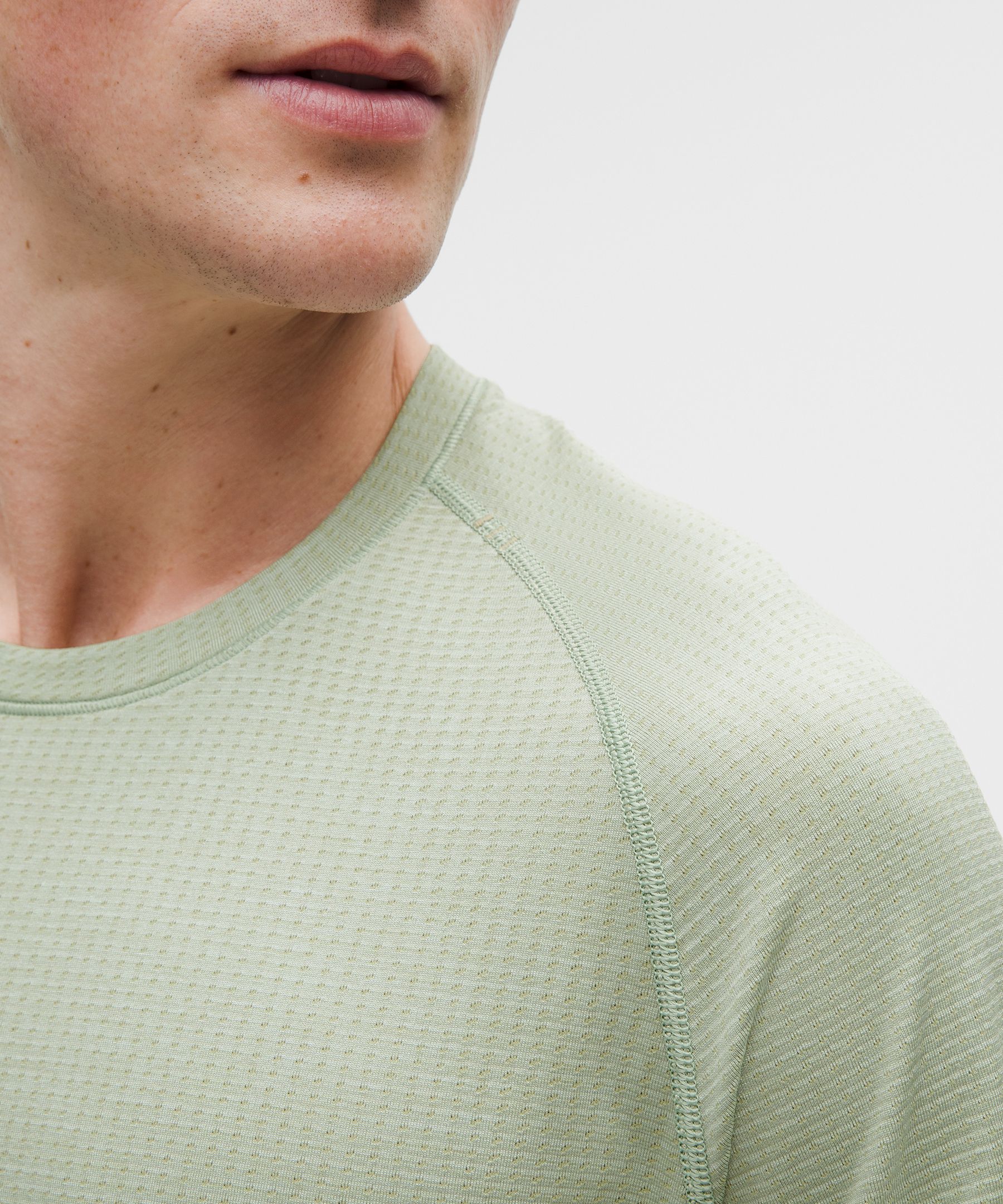 Metal Vent Tech Short-Sleeve Shirt