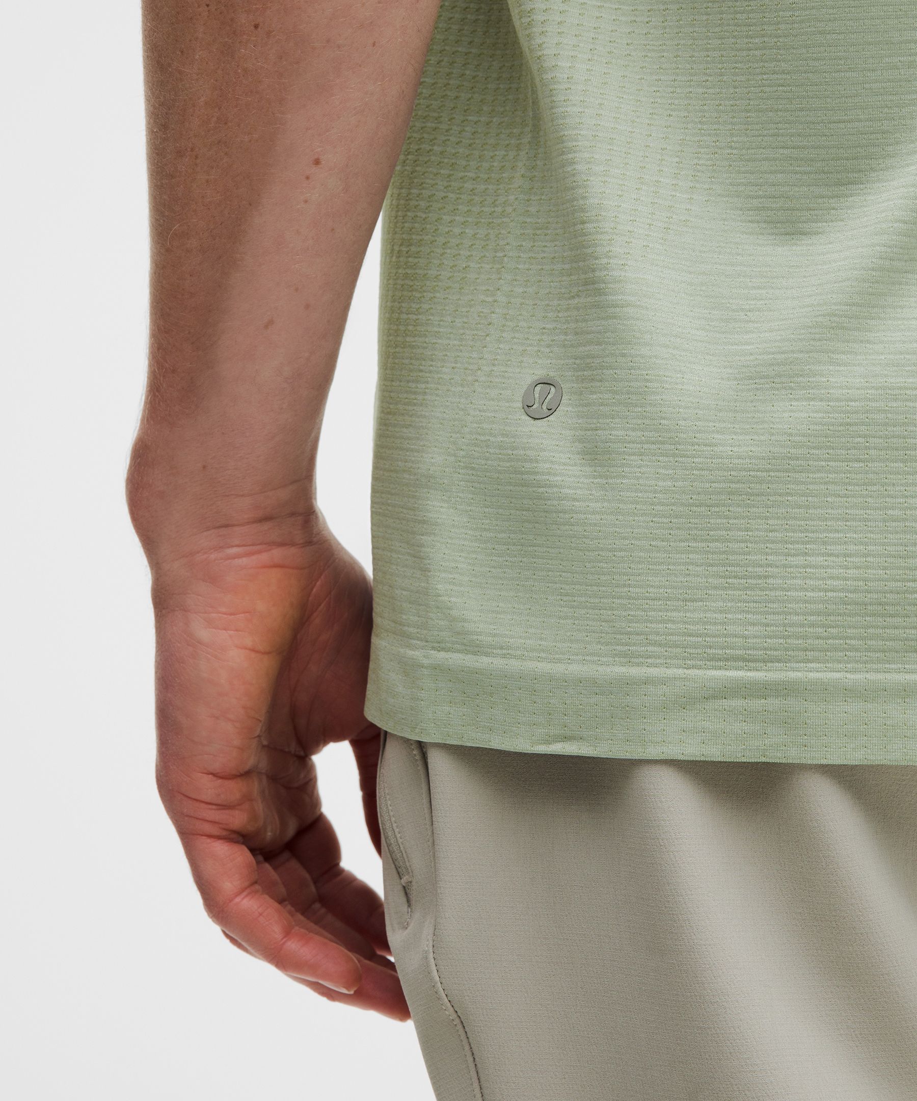 Metal Vent Tech Short-Sleeve Shirt