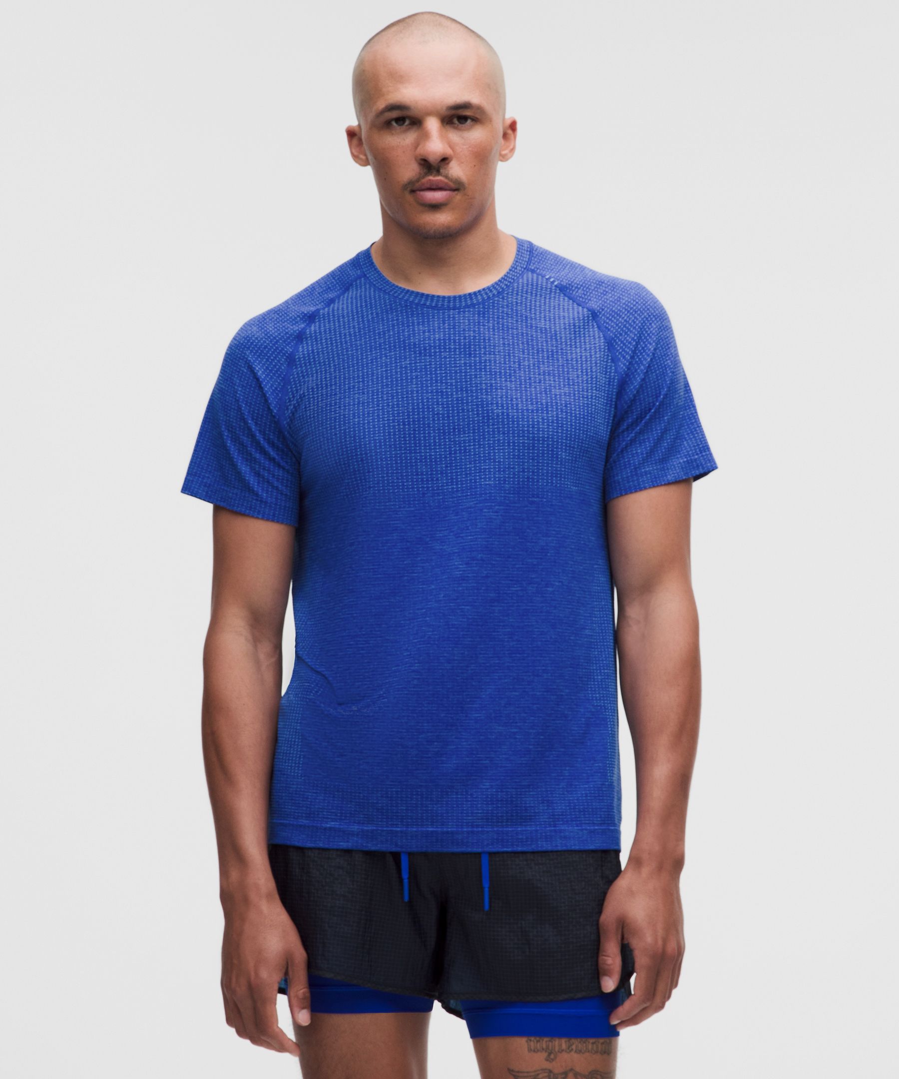 lululemon  Metal Vent Tech Short-Sleeve Shirt - Size M - Blue