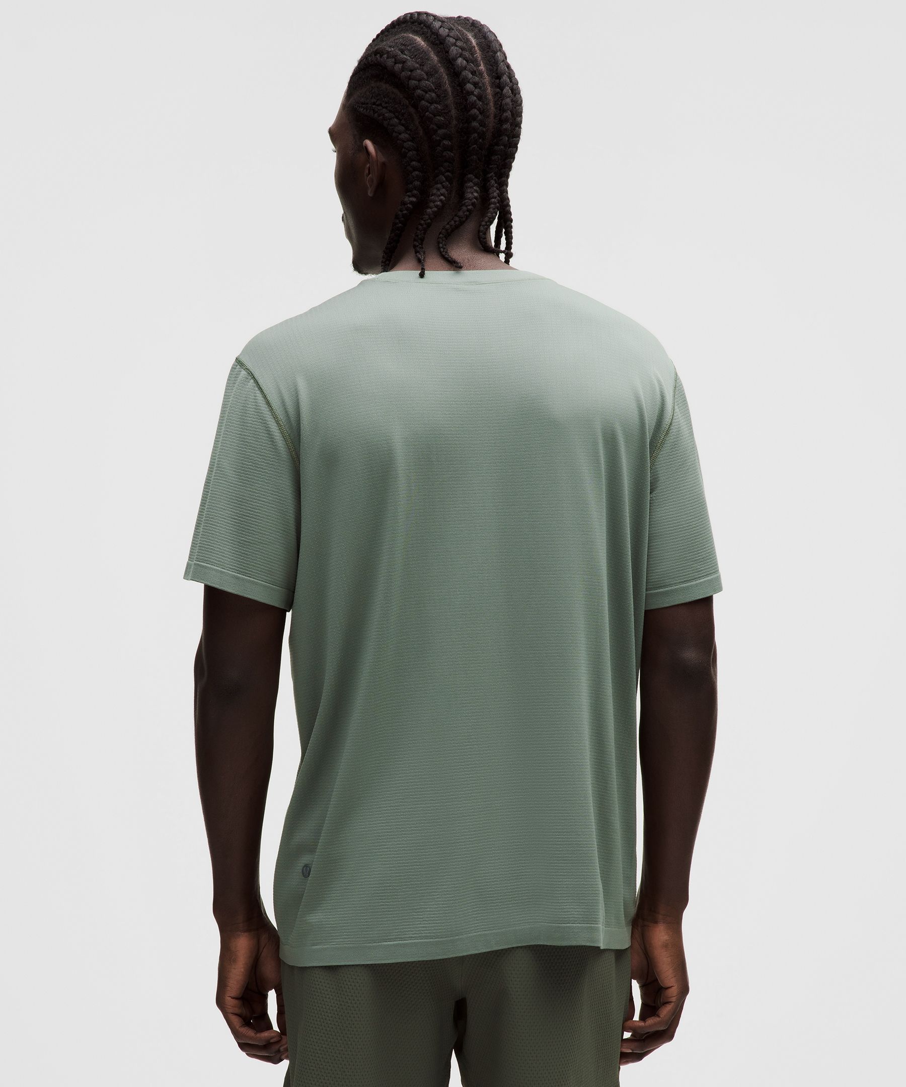 Metal Vent Tech Relaxed-Fit Short-Sleeve Shirt