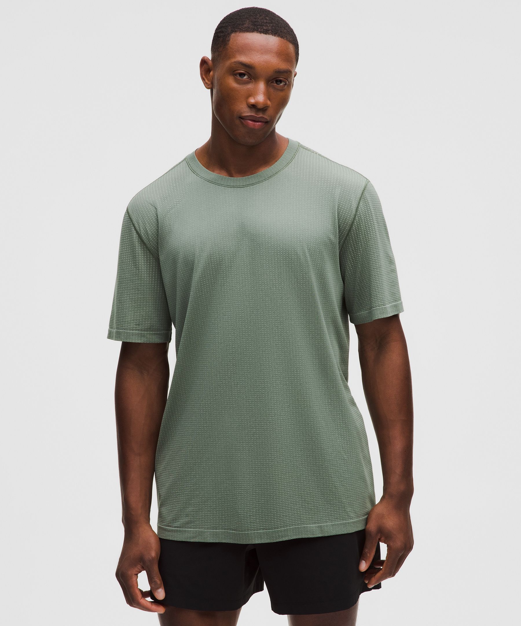 Metal Vent Tech Relaxed-Fit Short-Sleeve Shirt