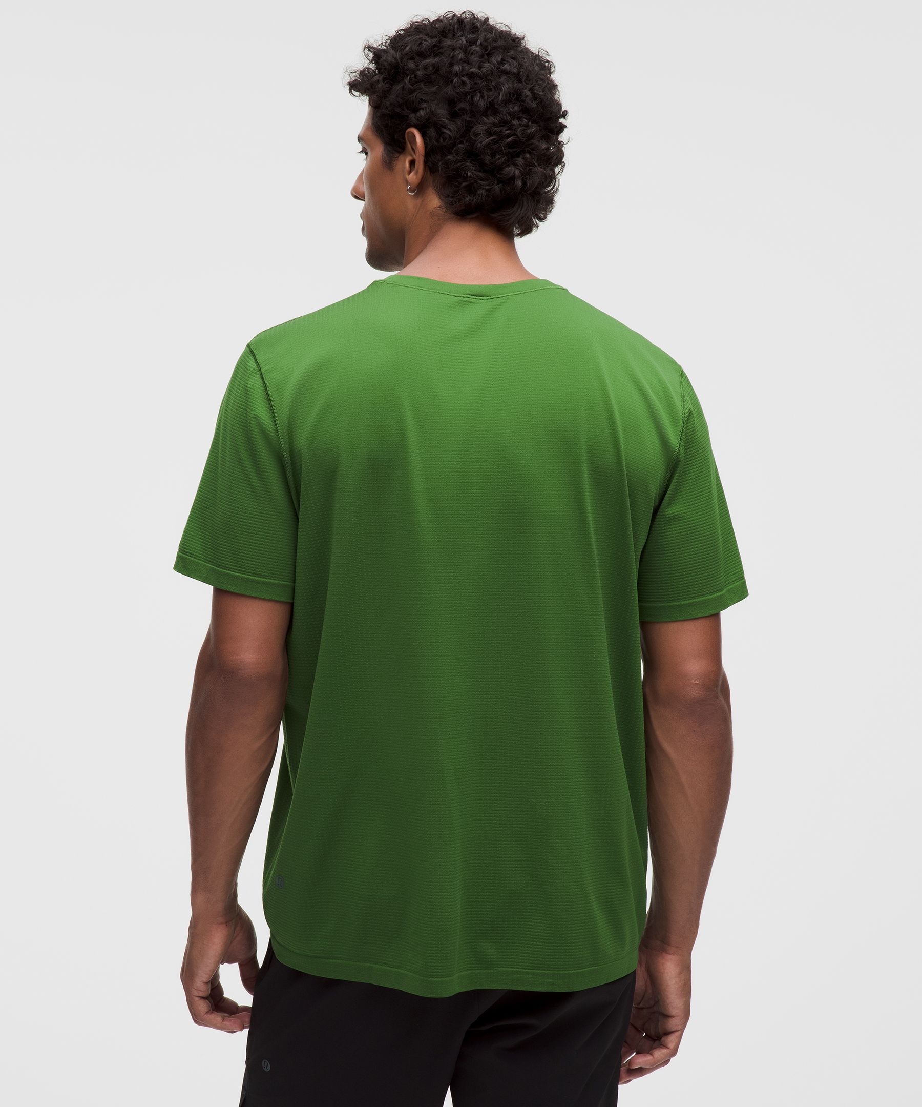 Metal Vent Tech Relaxed-Fit Short-Sleeve Shirt