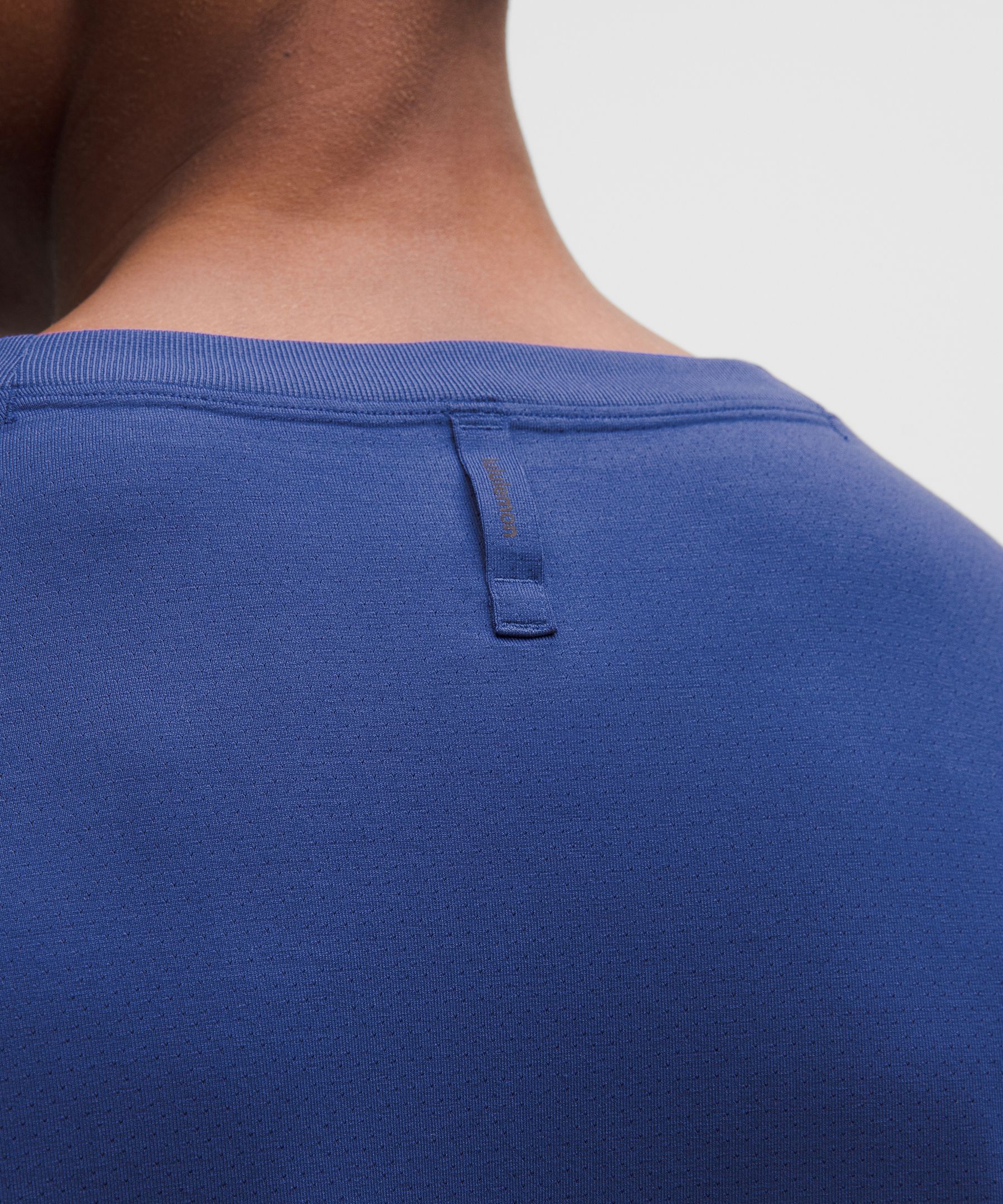 EasySet Training Short-Sleeve Shirt