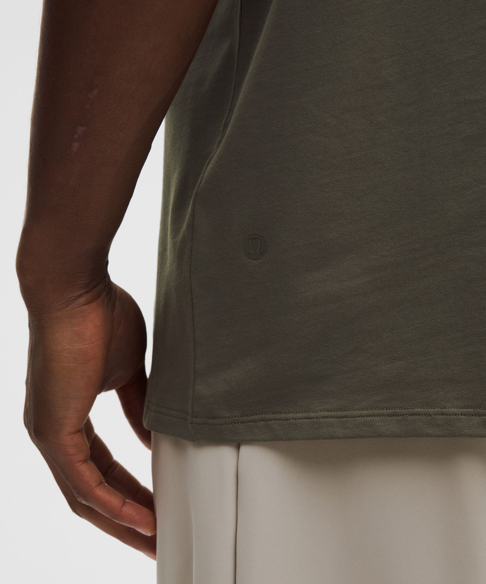Мужская футболка Lululemon Classic-Fit из органического хлопка — фото 5