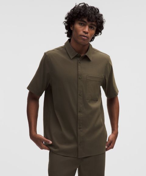 Мужская рубашка Lululemon Ripstop Classic-Fit Short-Sleeve Shirt, цвет: Оливковый коричневый