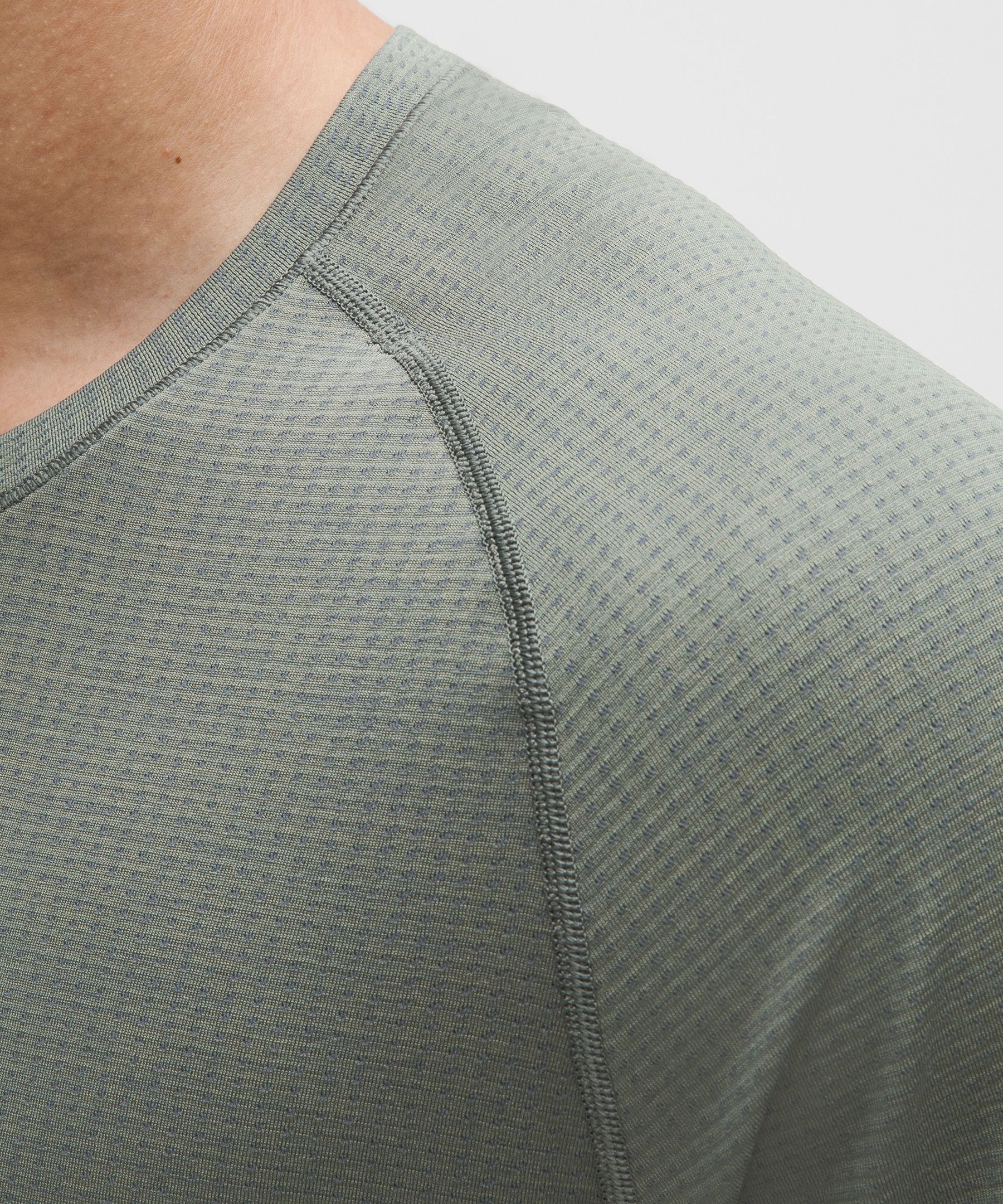 Metal Vent Tech Short-Sleeve Shirt