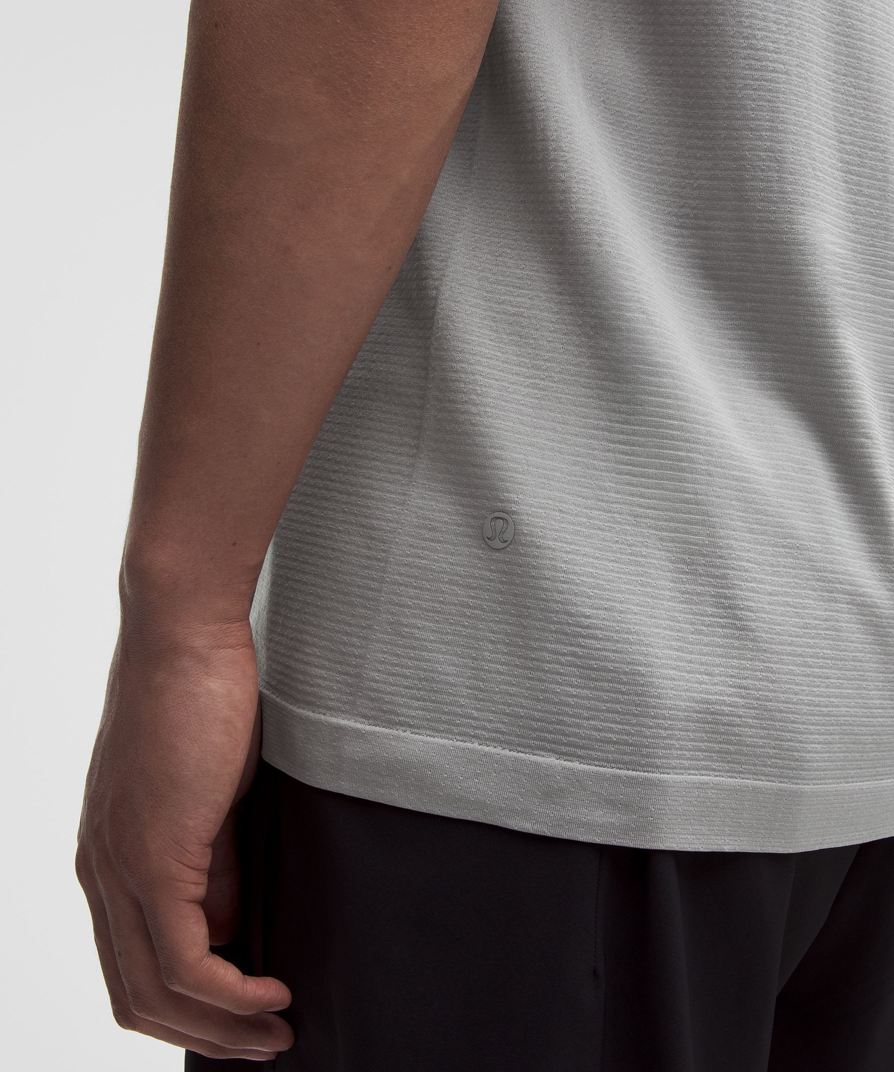 Metal Vent Tech Short-Sleeve Shirt