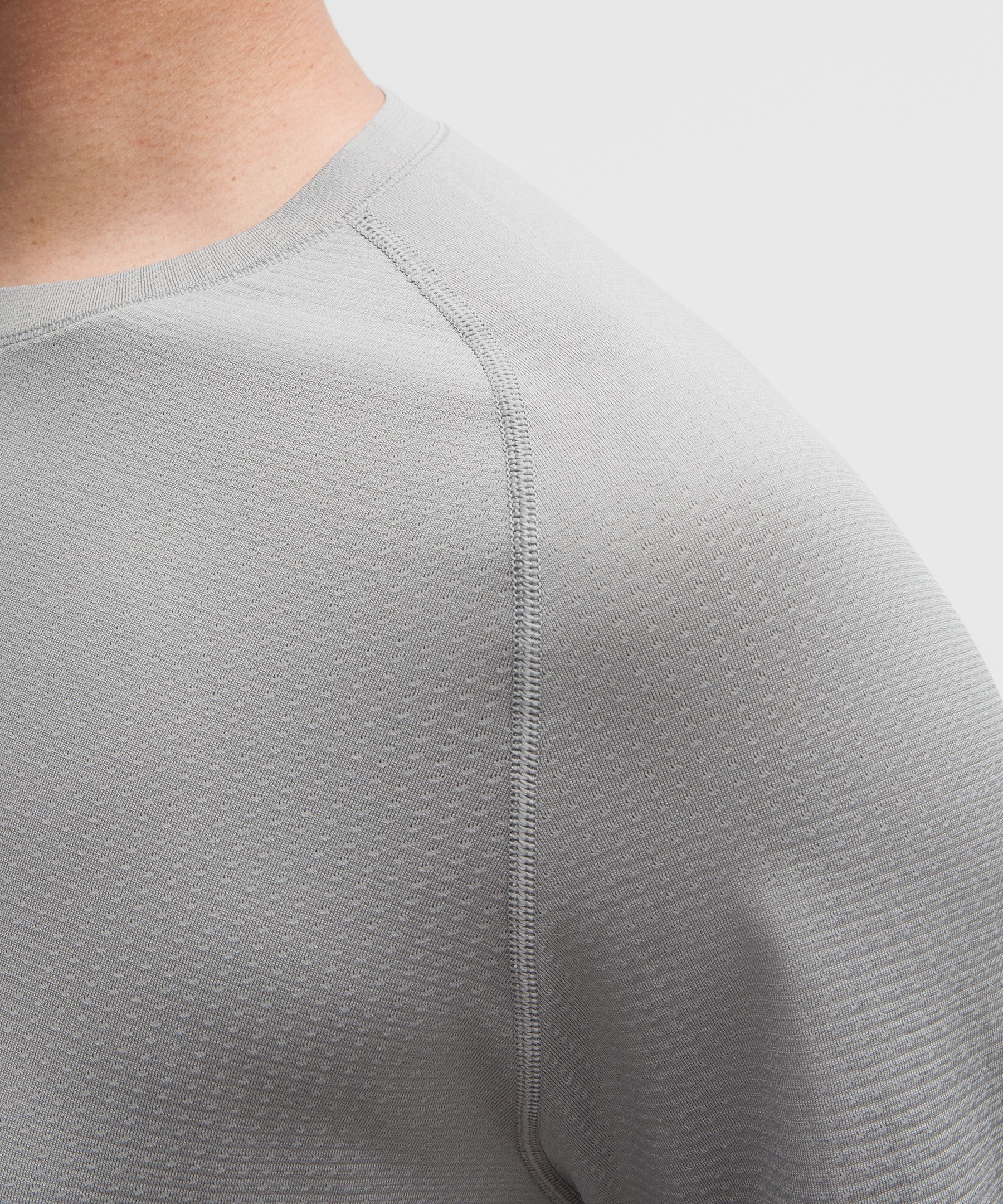 Metal Vent Tech Short-Sleeve Shirt