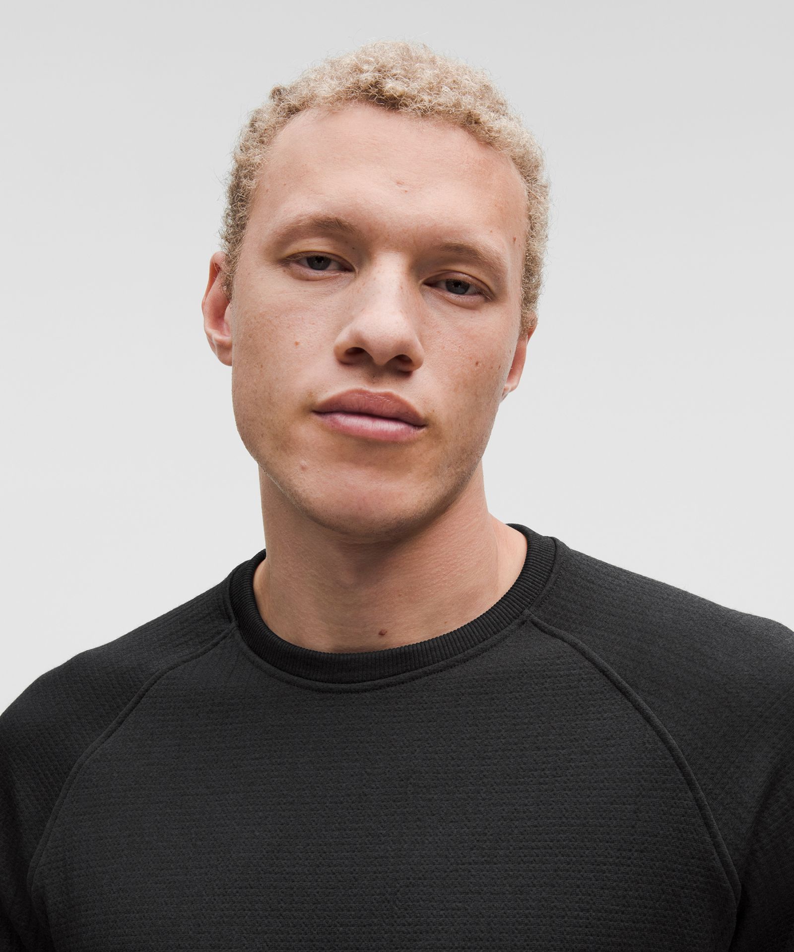Мужской лонгслив Lululemon Engineered Warmth — фото 4