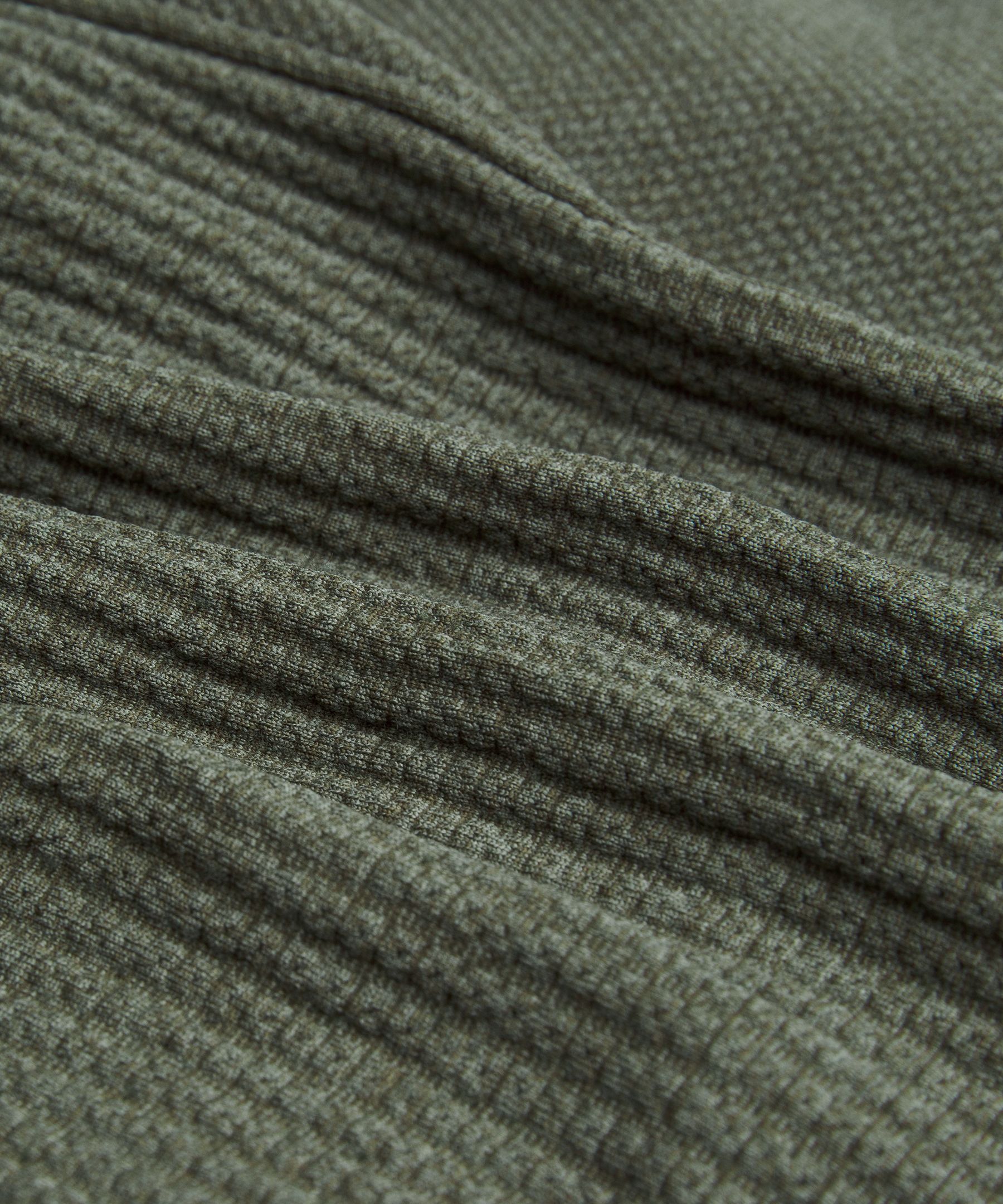Engineered Warmth Pullover mit halblangem Rei&szlig;verschluss