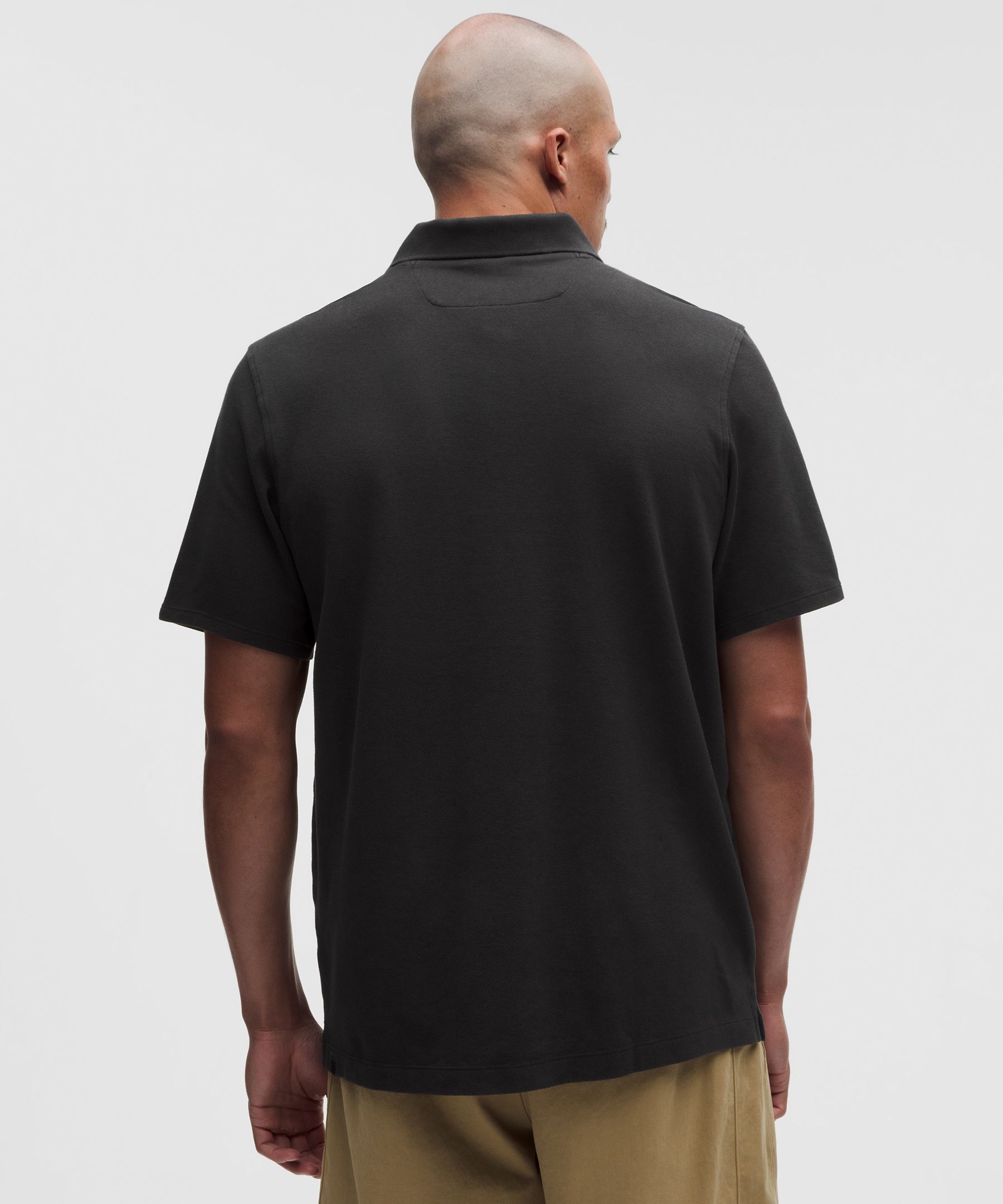 Polo manches courtes en piqu&eacute; de coton