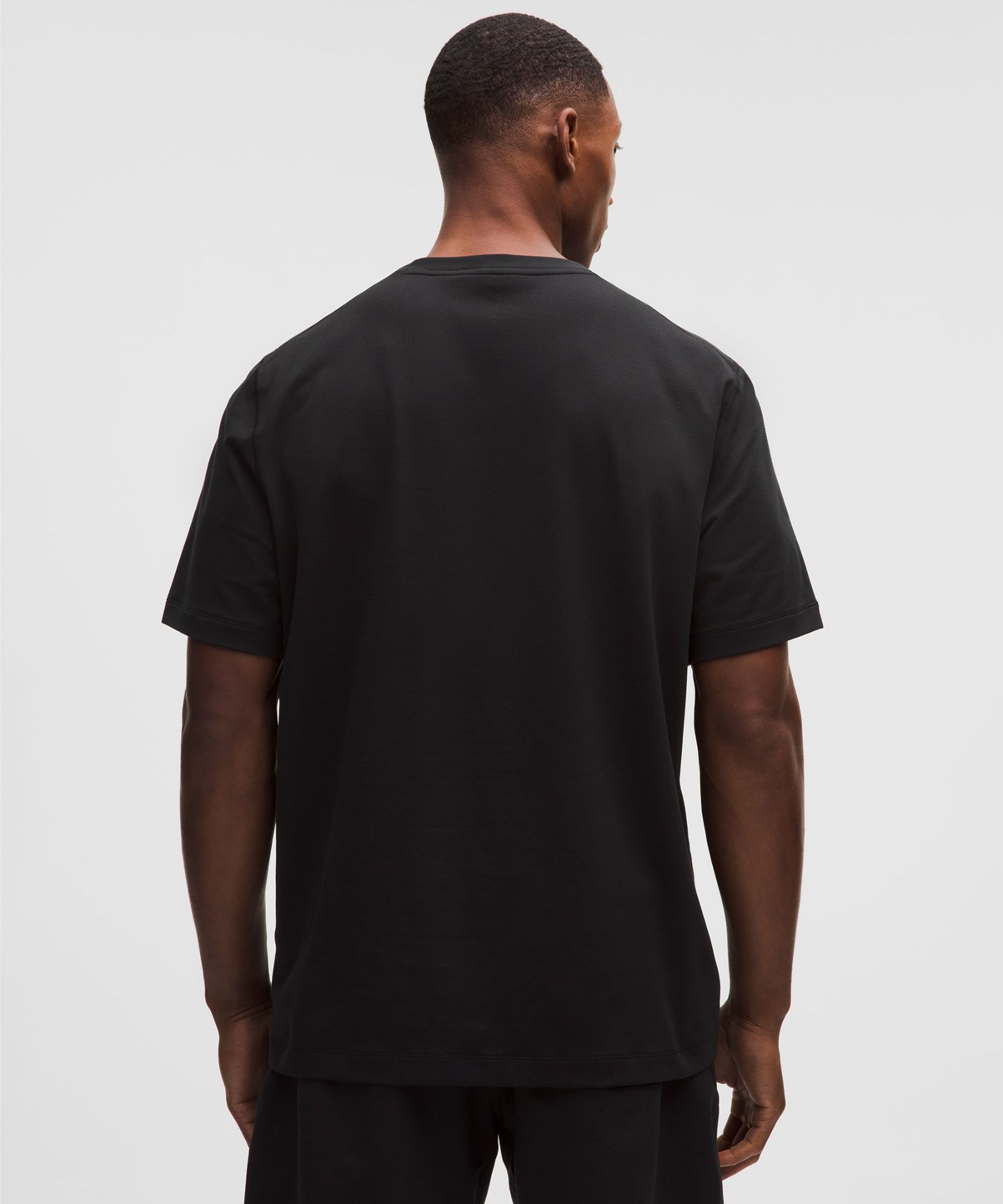 Мужская рубашка с коротким рукавом Lululemon Mesh Soft Jersey — фото 3